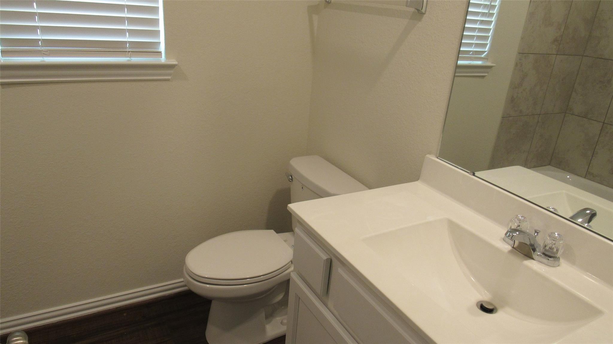 9007 Beacon Mill Drive Property Photo 38