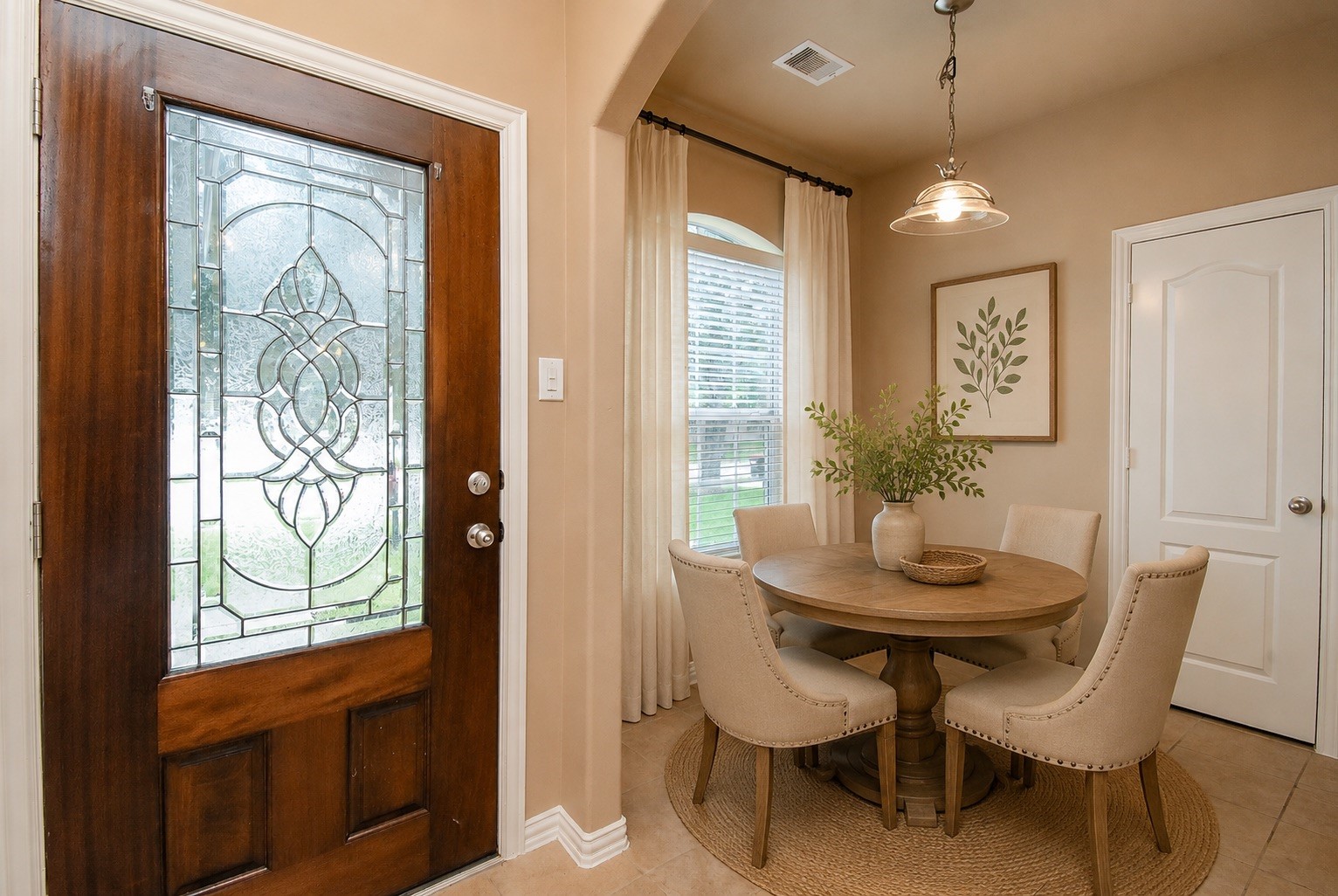 26923 Glacier Creek Drive Property Photo 4