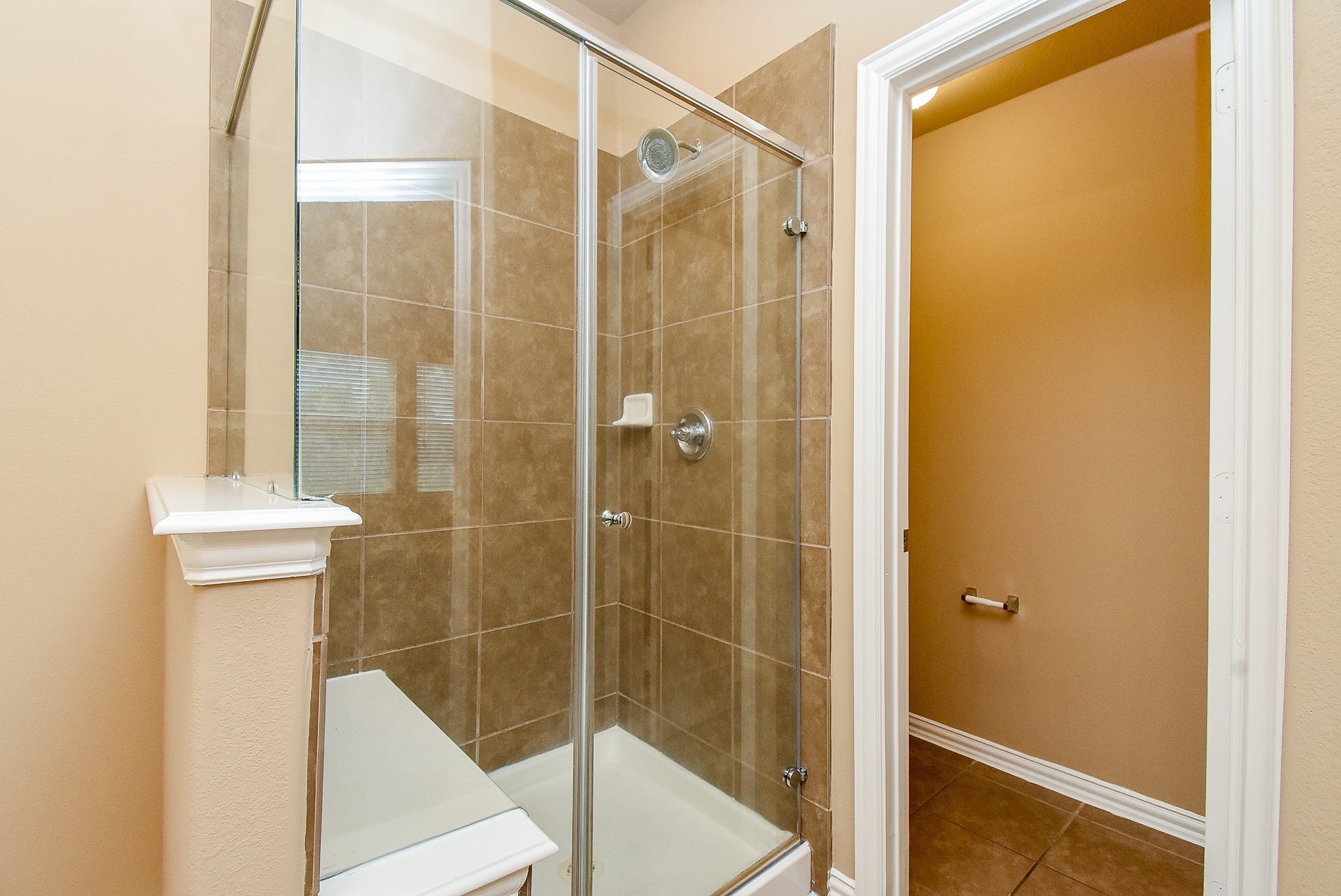 26923 Glacier Creek Drive Property Photo 14