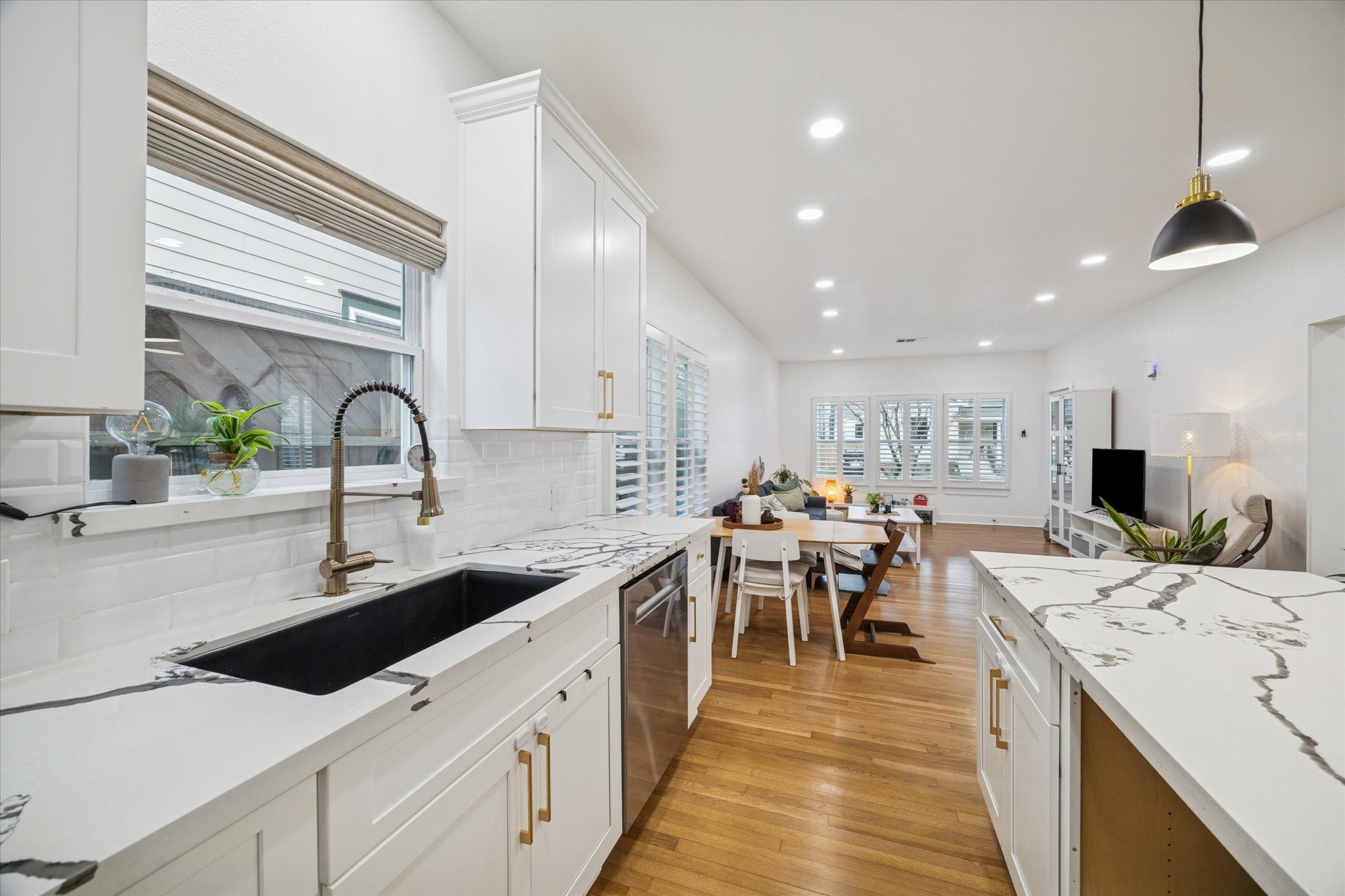 207 Tabor Street Property Photo