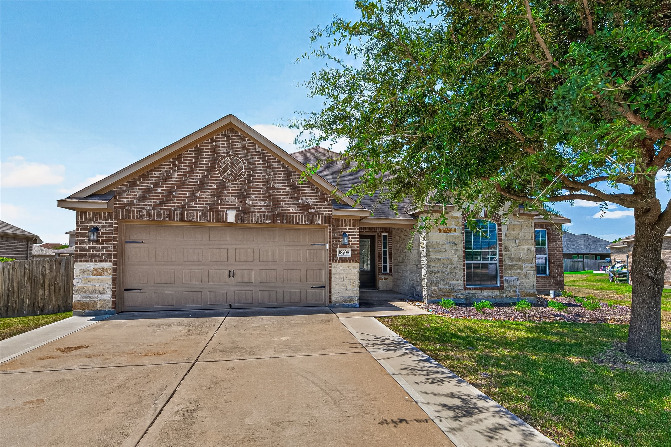 18708 Wichita Trail Property Photo 1