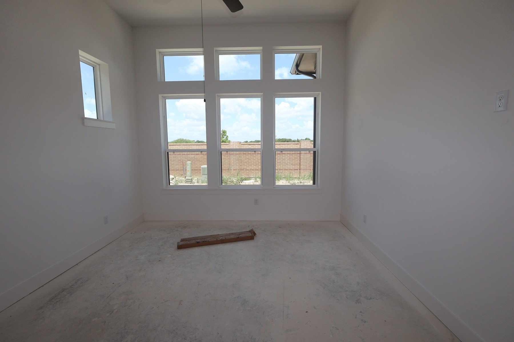20046 Sunset Serenade Trail Property Photo 19