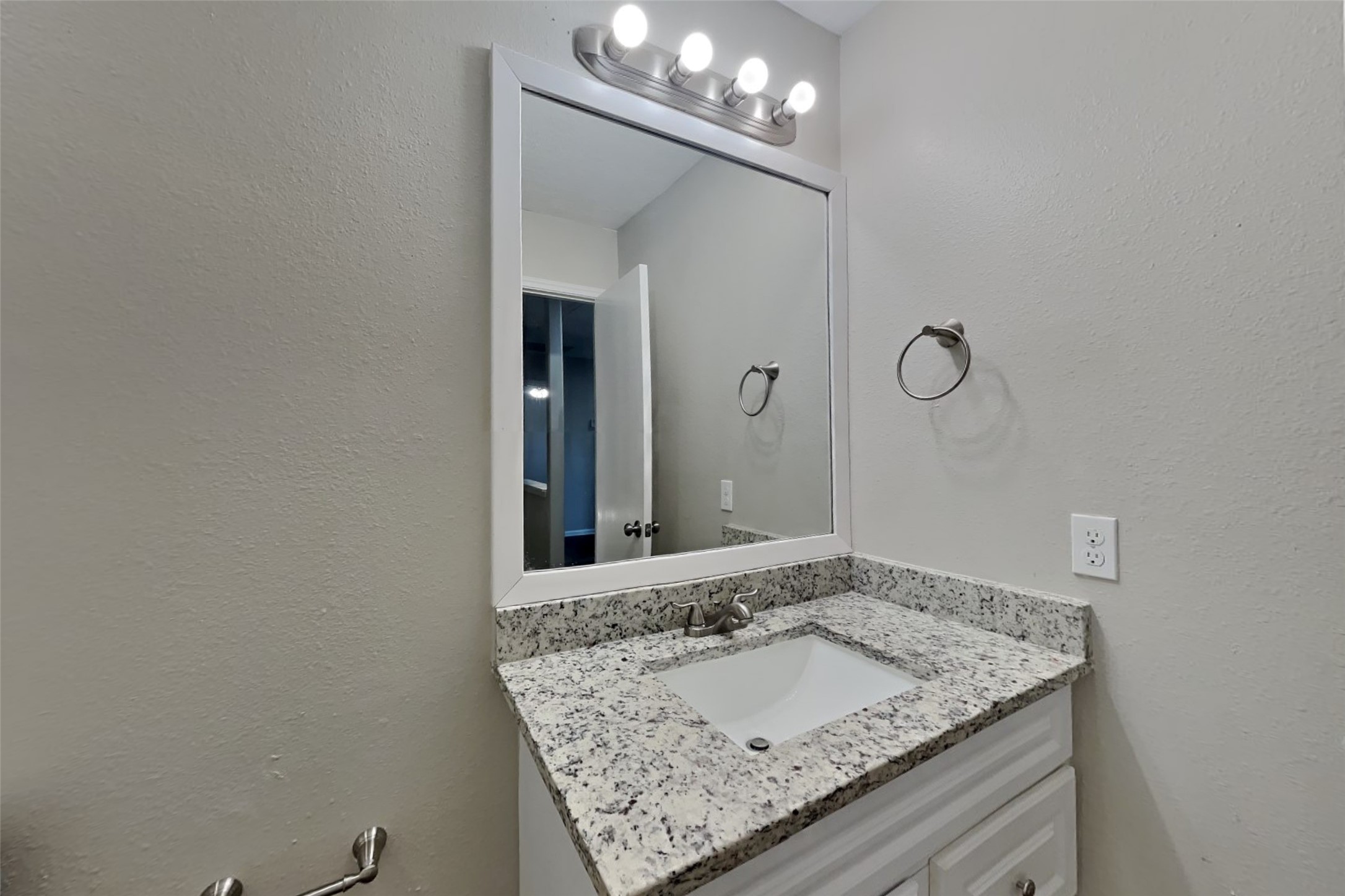 29102 Fox Fountain Lane Property Photo 16