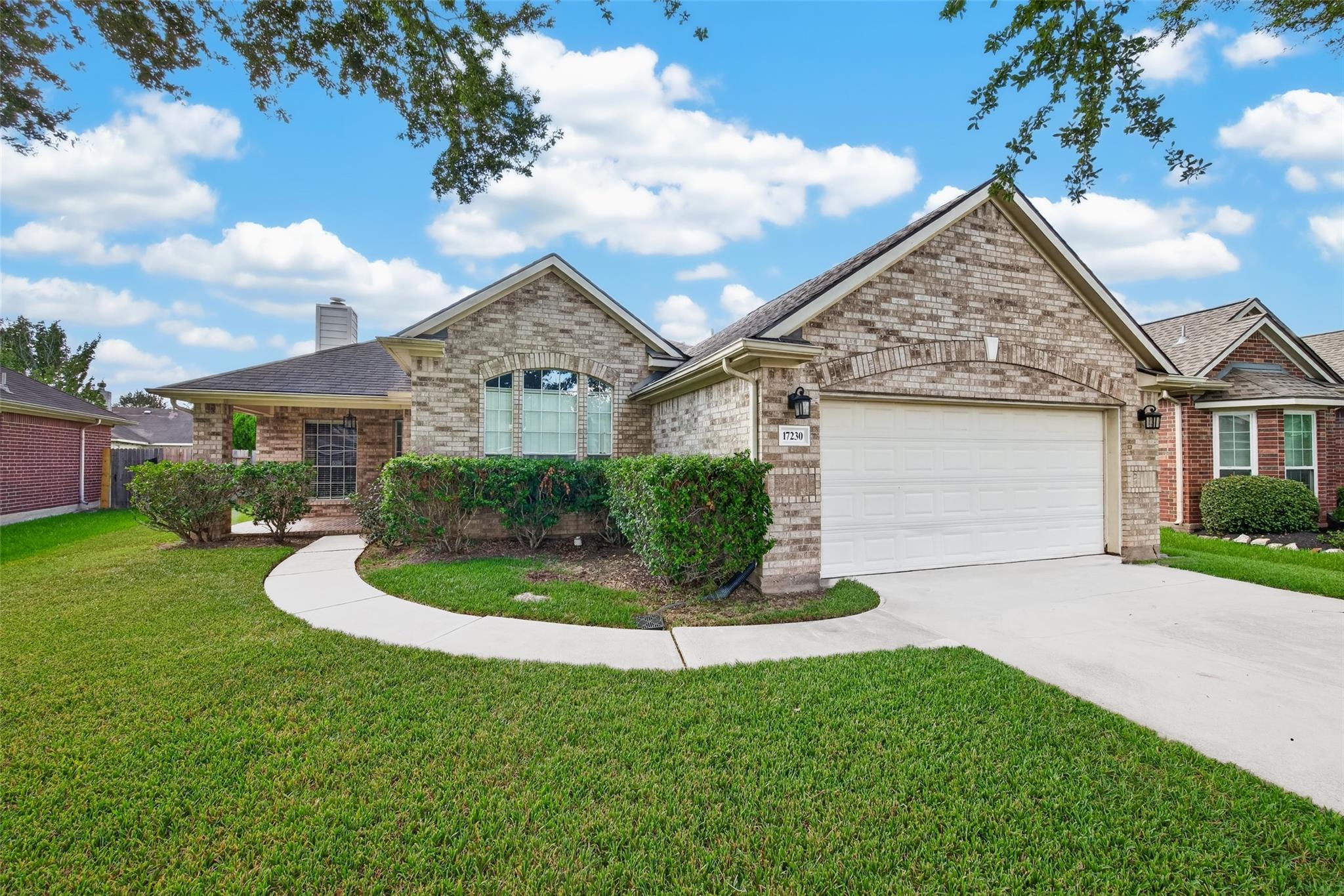 17230 Pecan Acres Drive, Sugar Land Tx 77498 Property Photo 1