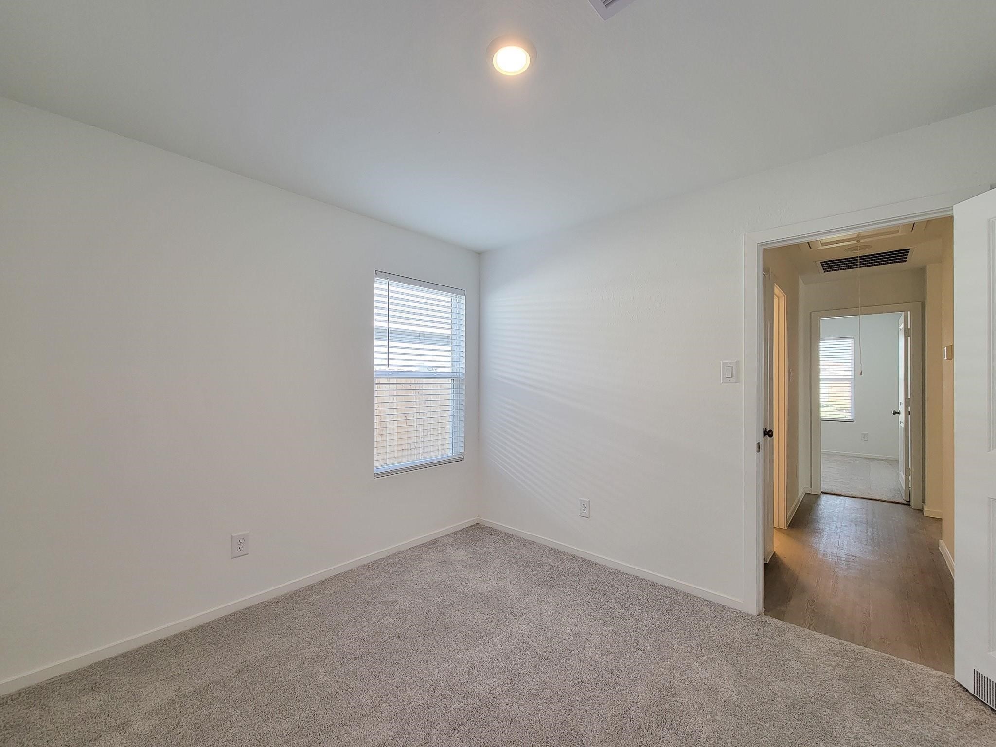15671 Plum Brook Drive Property Photo 19