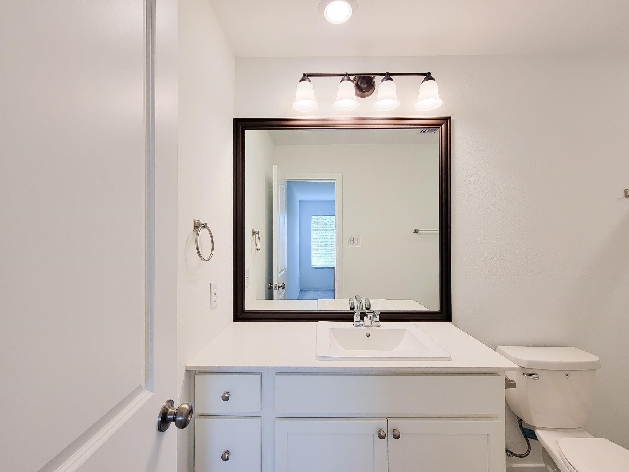 15671 Plum Brook Drive Property Photo 28