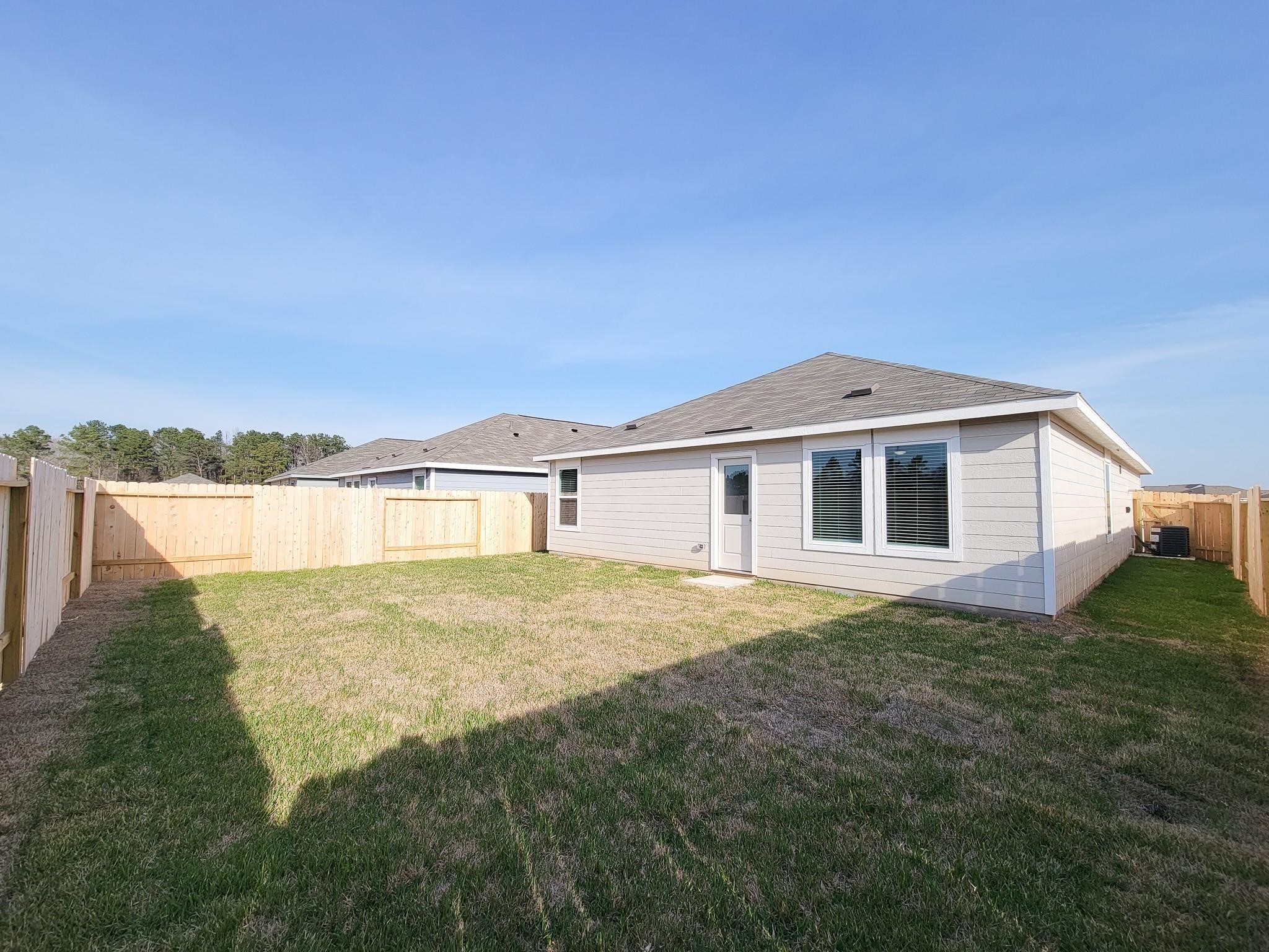 15671 Plum Brook Drive Property Photo 36