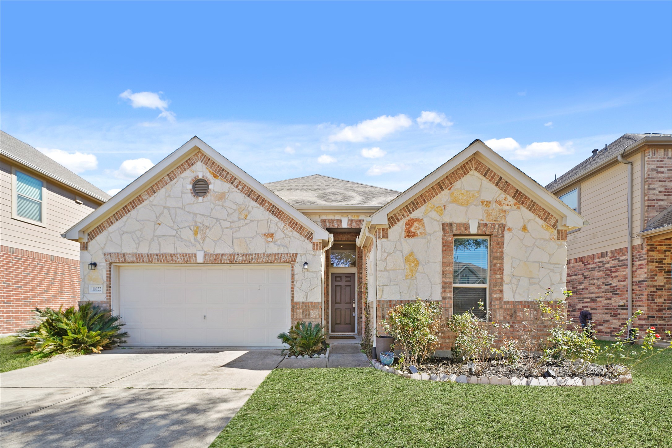 11022 Jacob Crossing Drive Property Photo 4