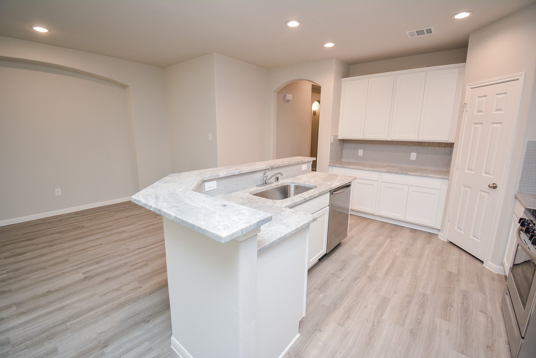 27326 Grey Fox Run Property Photo 8