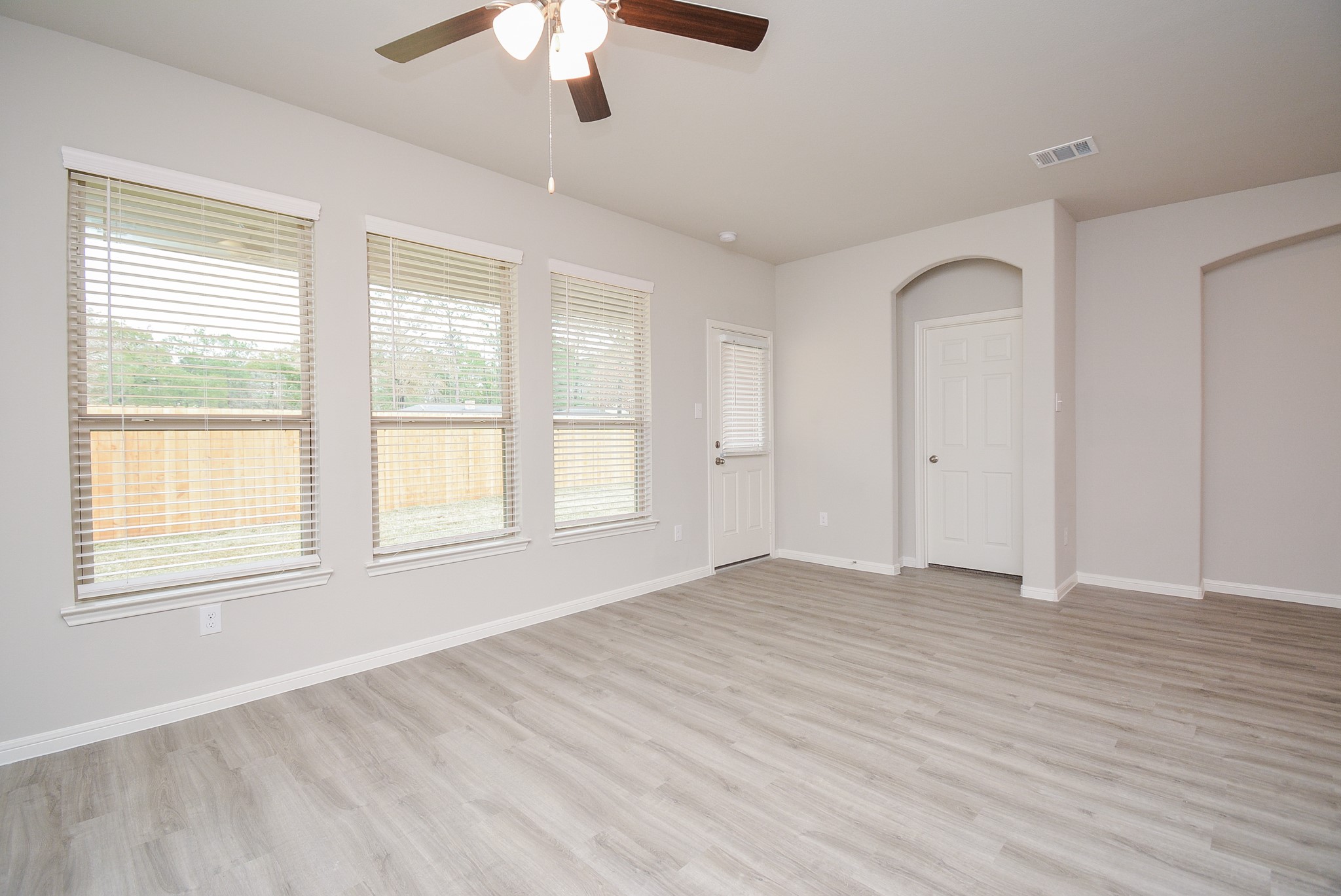 27326 Grey Fox Run Property Photo 12