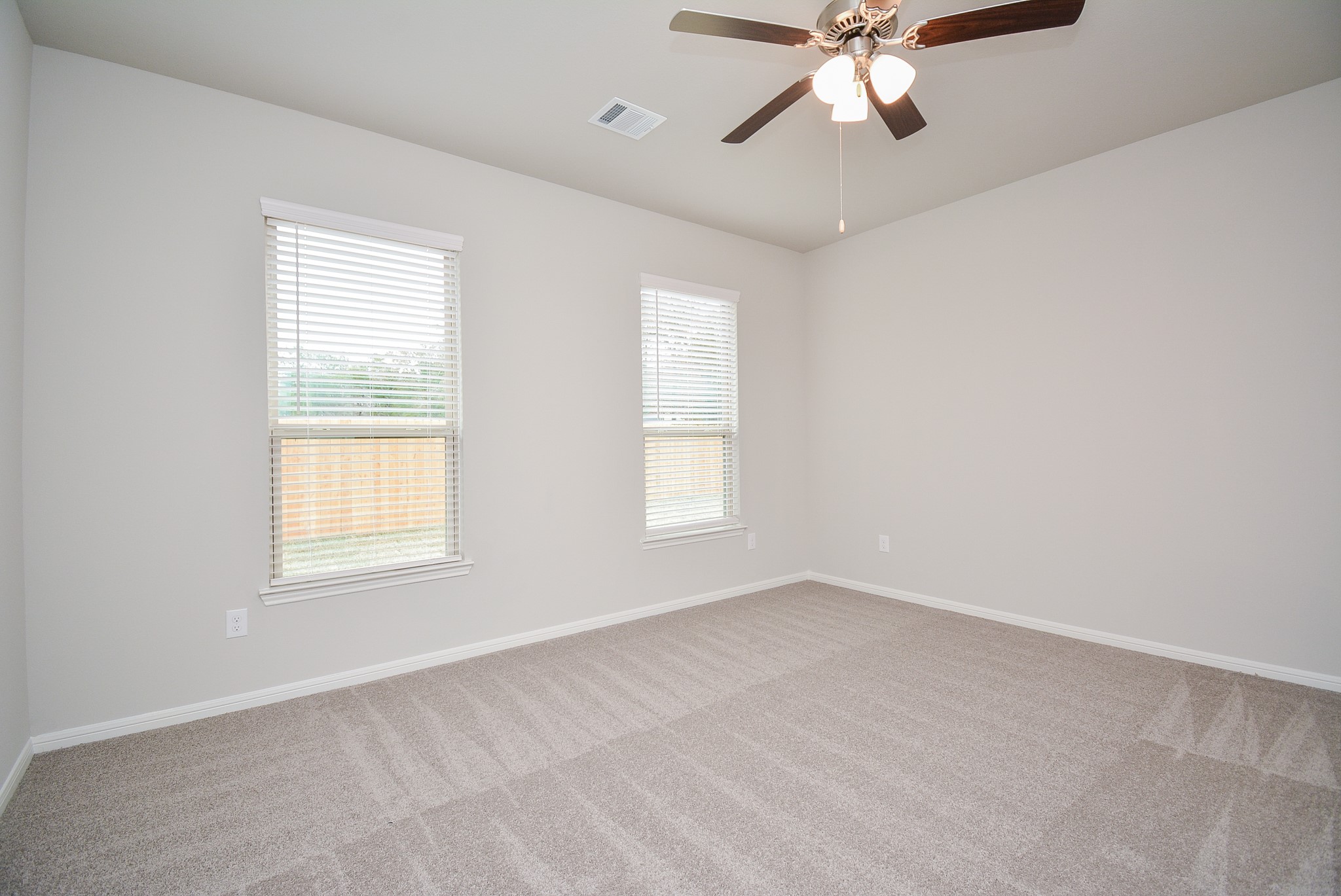 27326 Grey Fox Run Property Photo 15