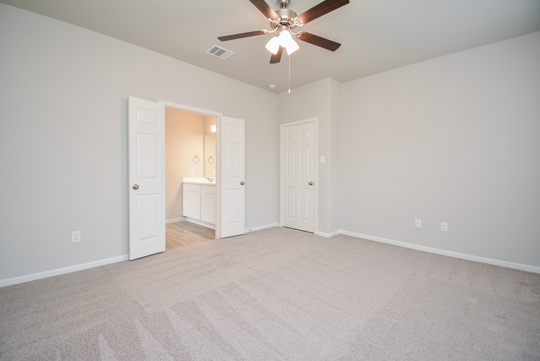 27326 Grey Fox Run Property Photo 16