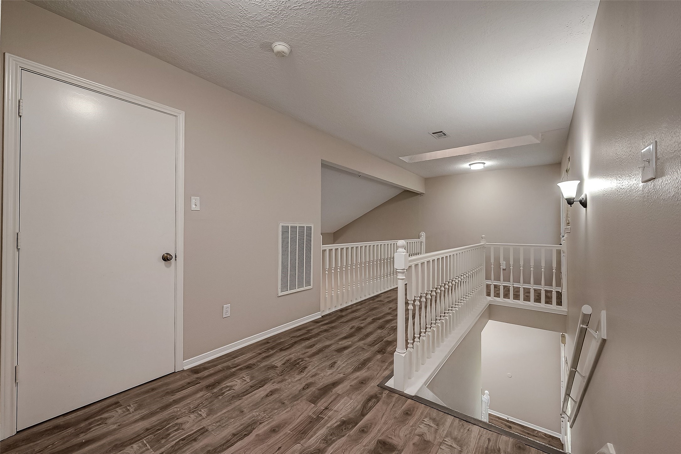 131 Cove Circle Property Photo 34