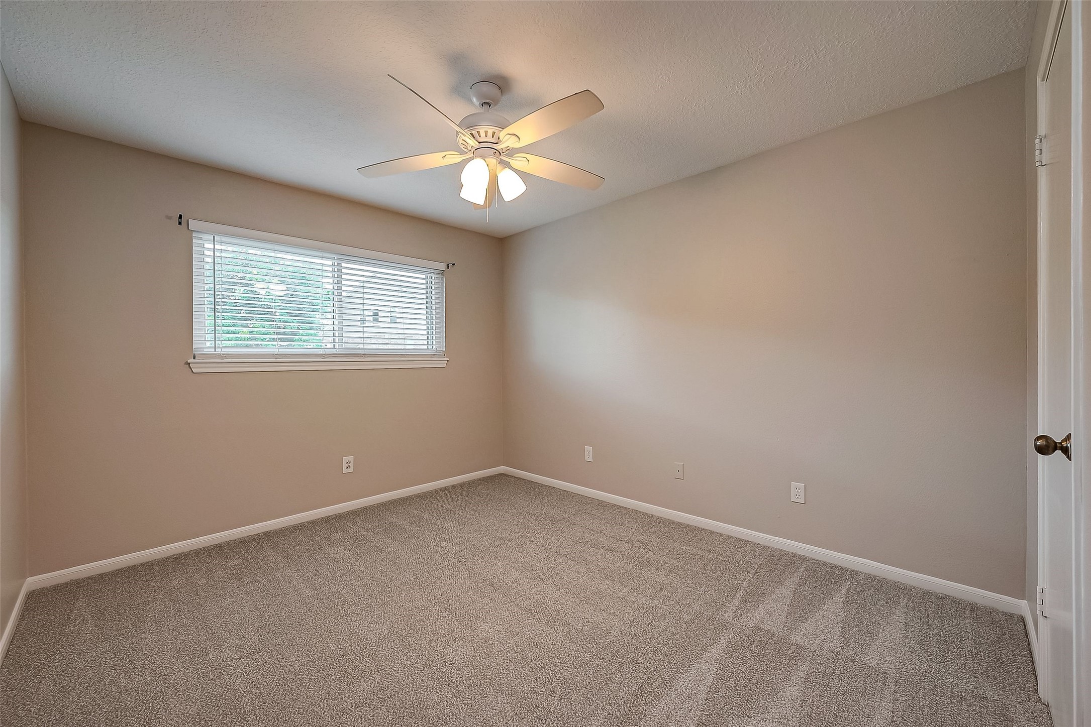 131 Cove Circle Property Photo 36