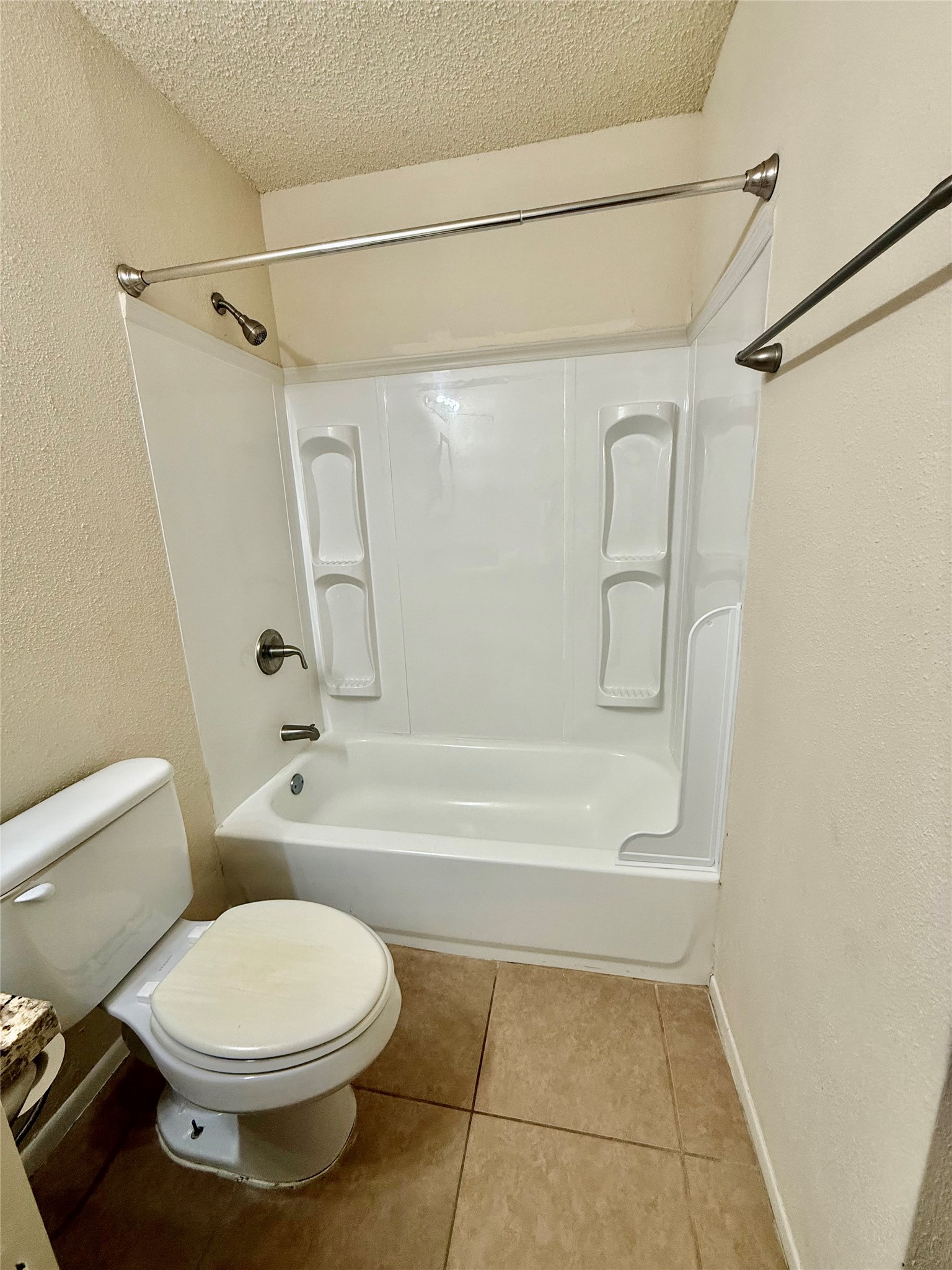23331 Pebworth Place Property Photo 12