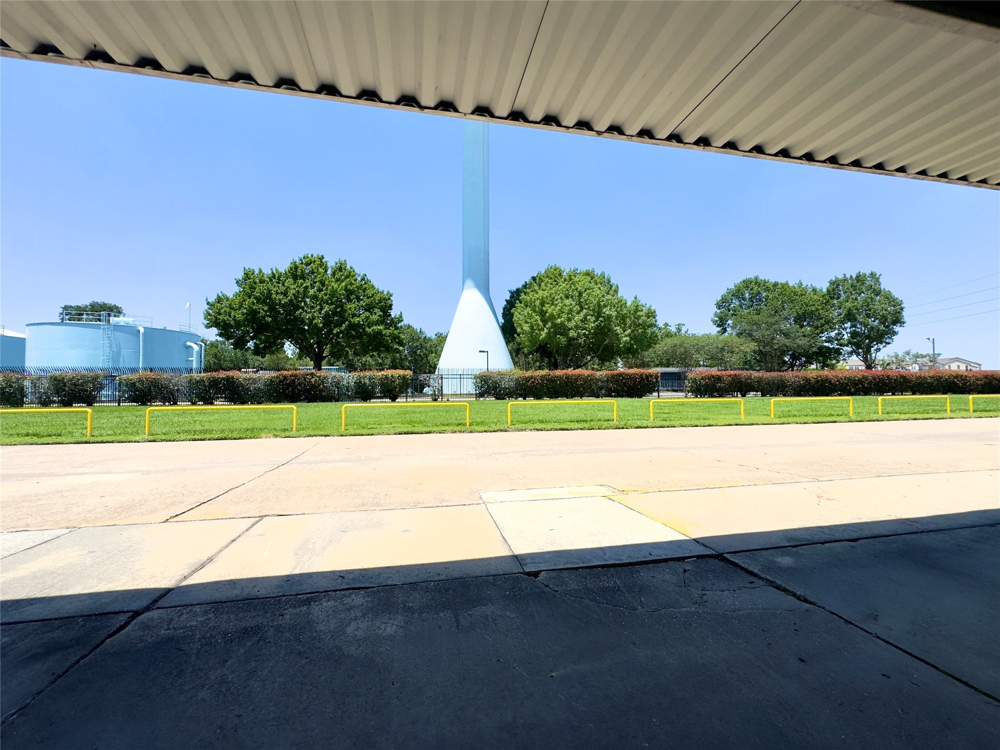 15312 Falmouth Avenue 406 Property Photo 44