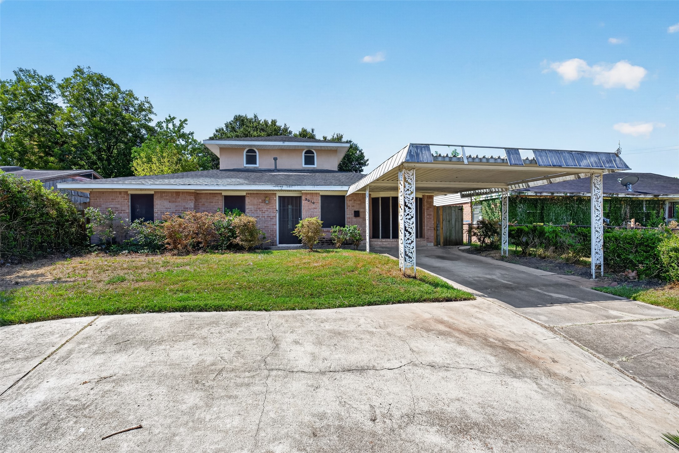 3010 Groton Drive Property Photo 1