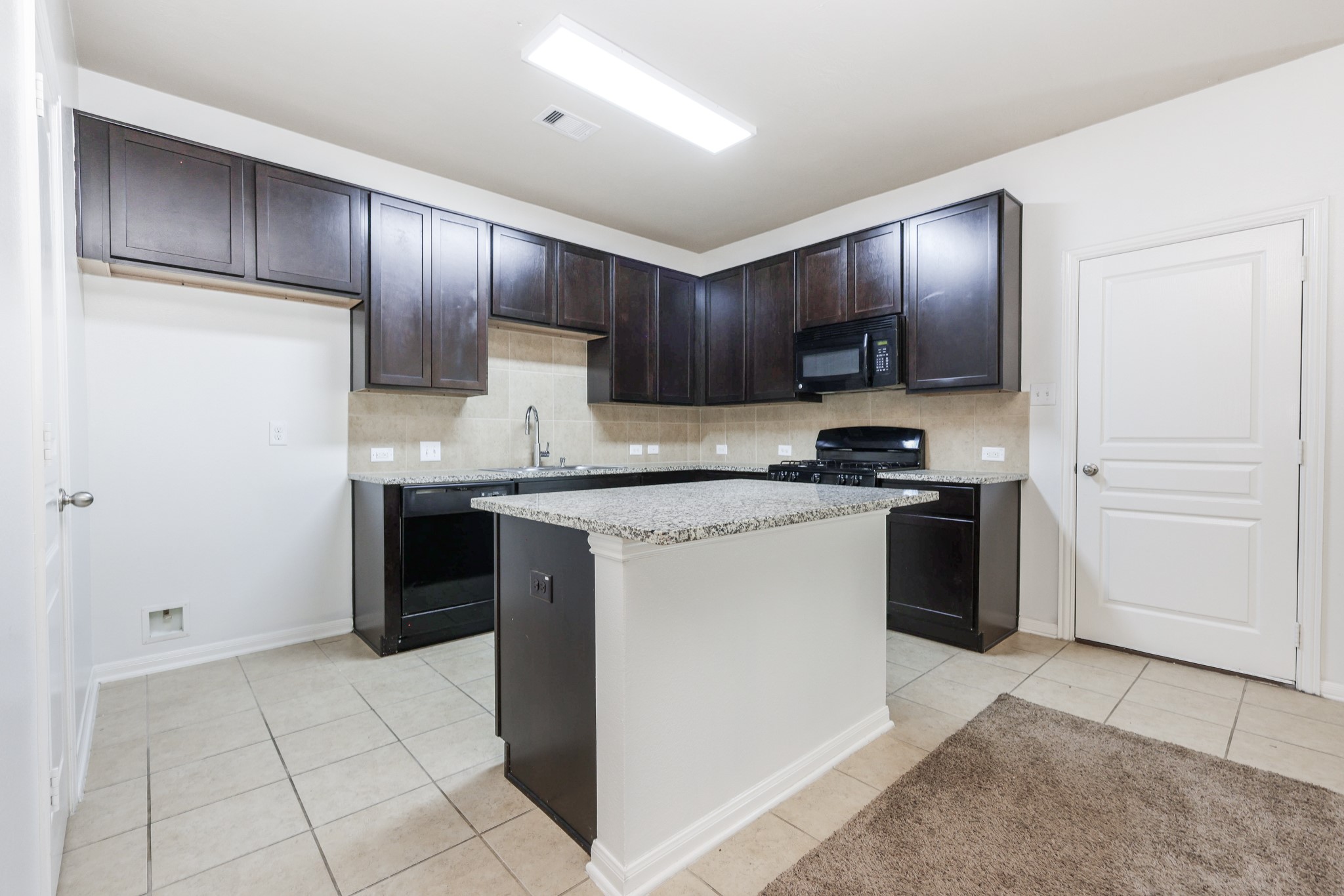 8114 Malago Point Drive Property Photo 6