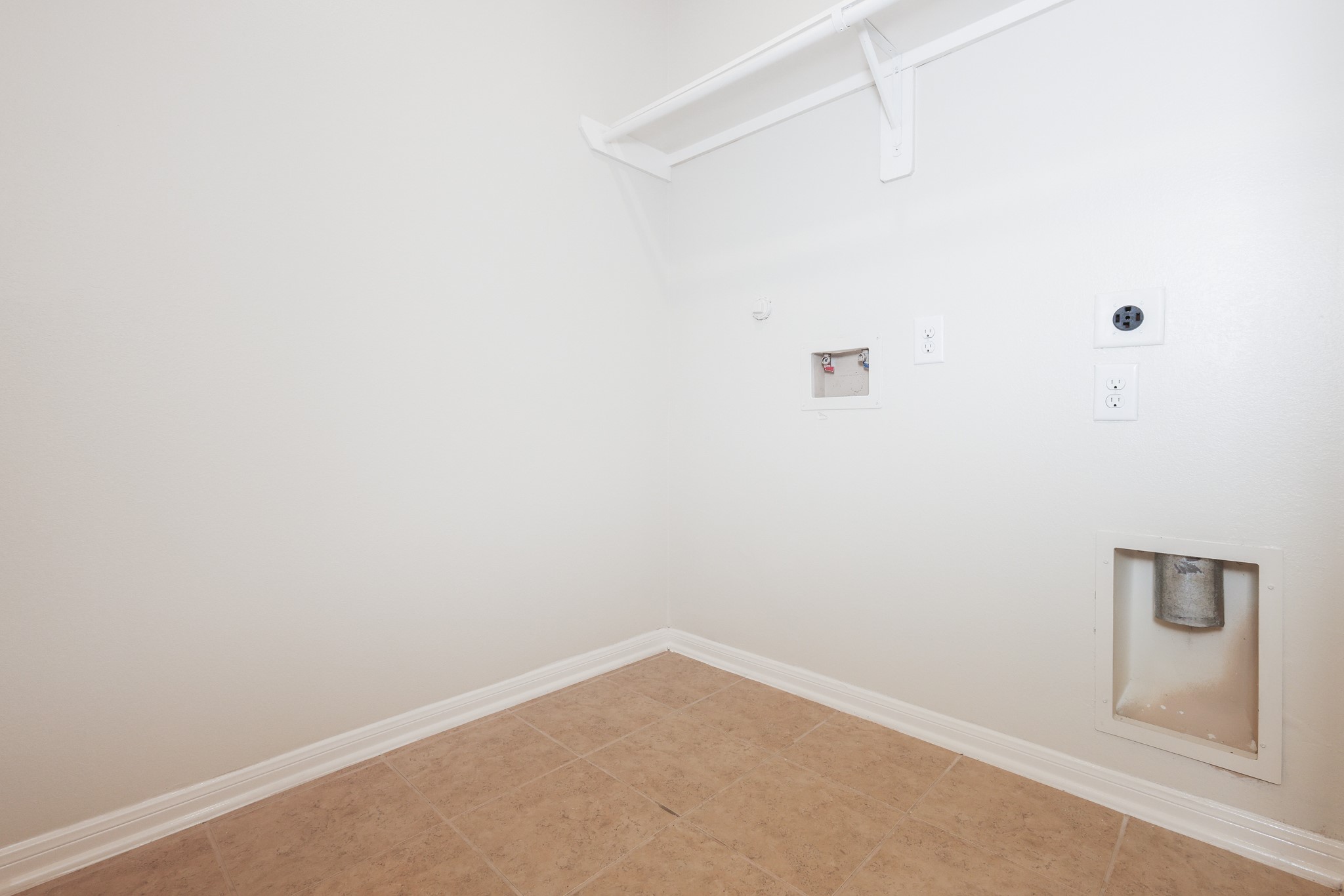 8114 Malago Point Drive Property Photo 19
