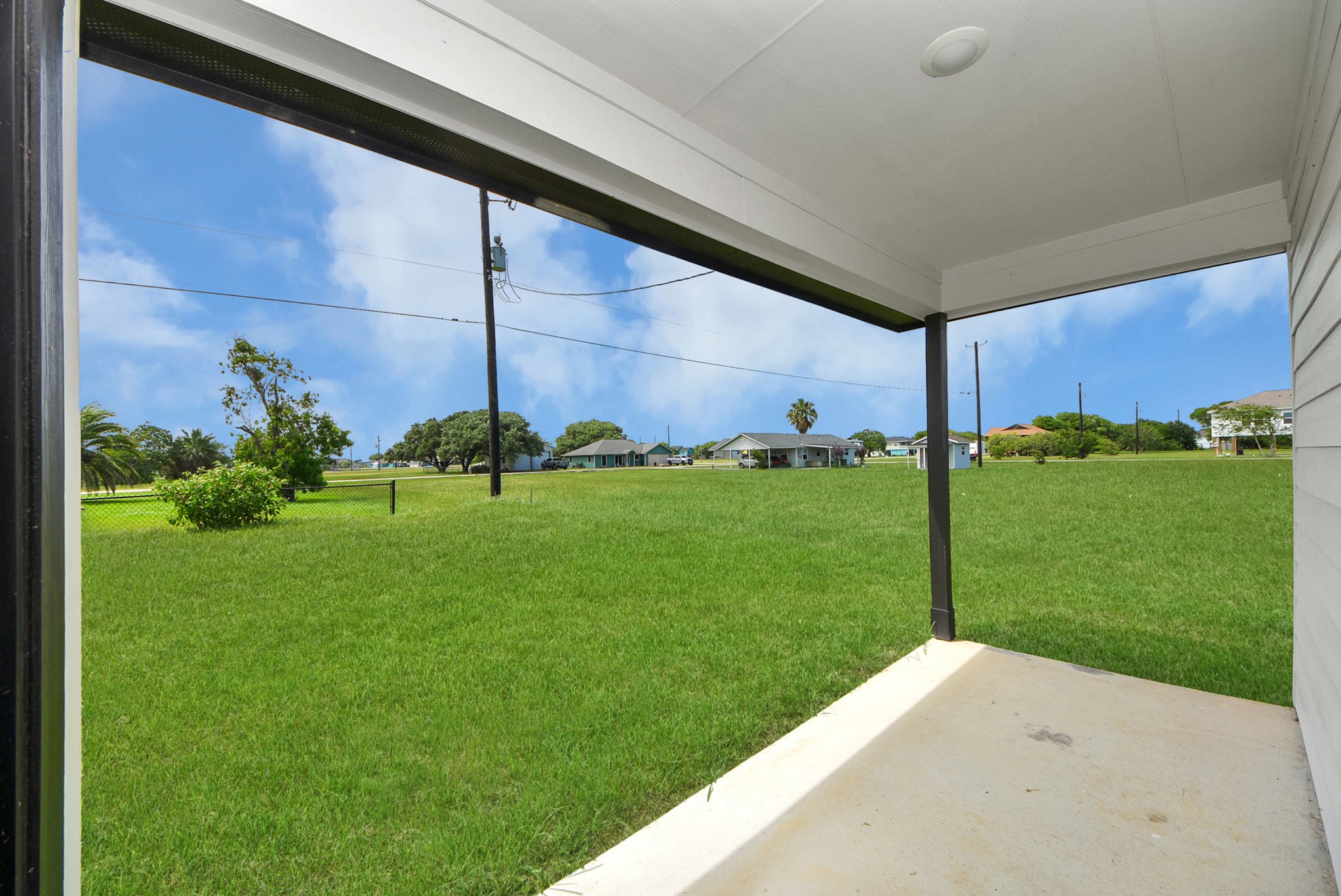 688 Swallow Drive Property Photo 39