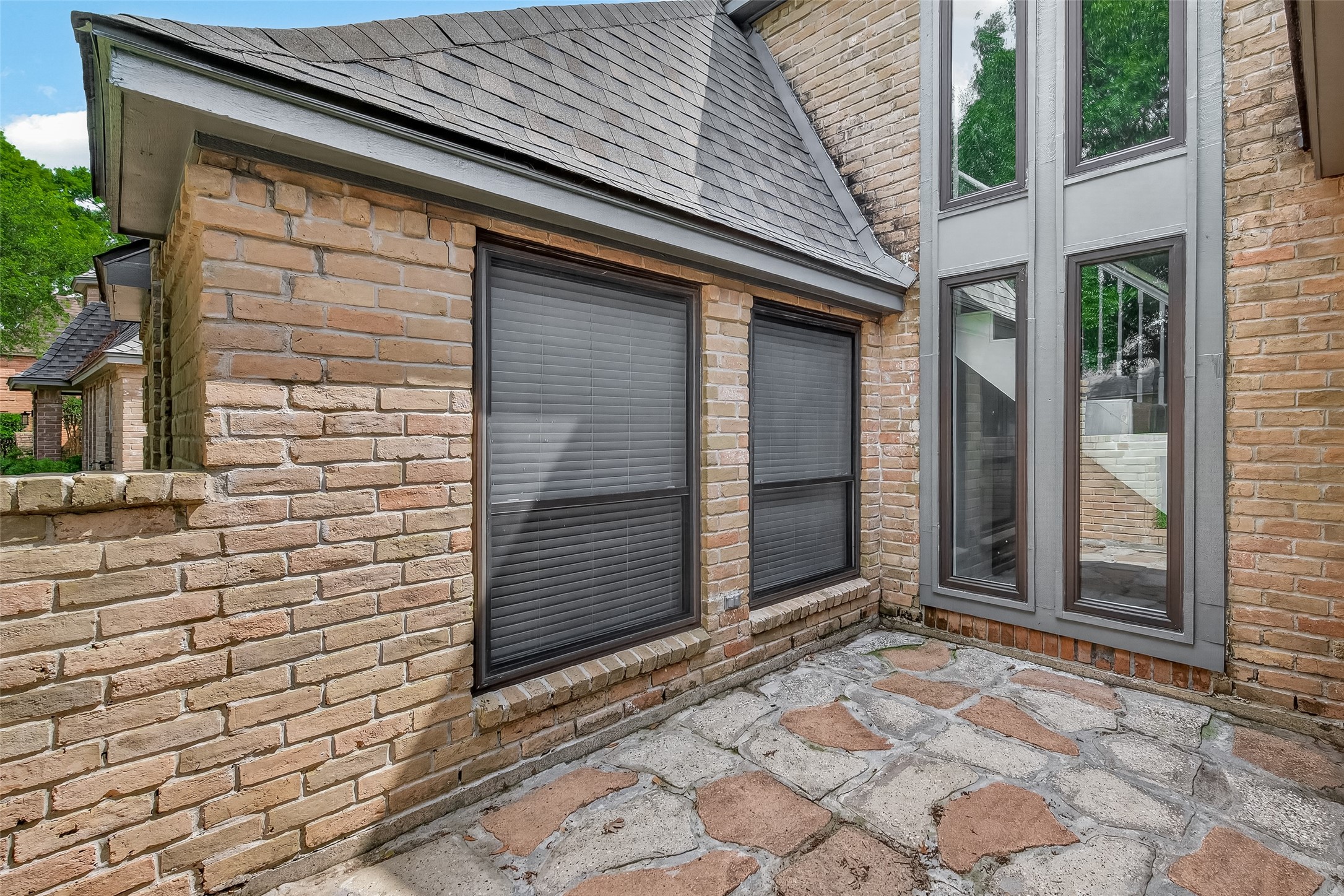 22715 Spatswood Lane Property Photo 8