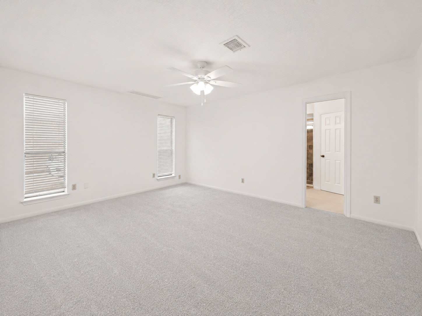 22715 Spatswood Lane Property Photo 38