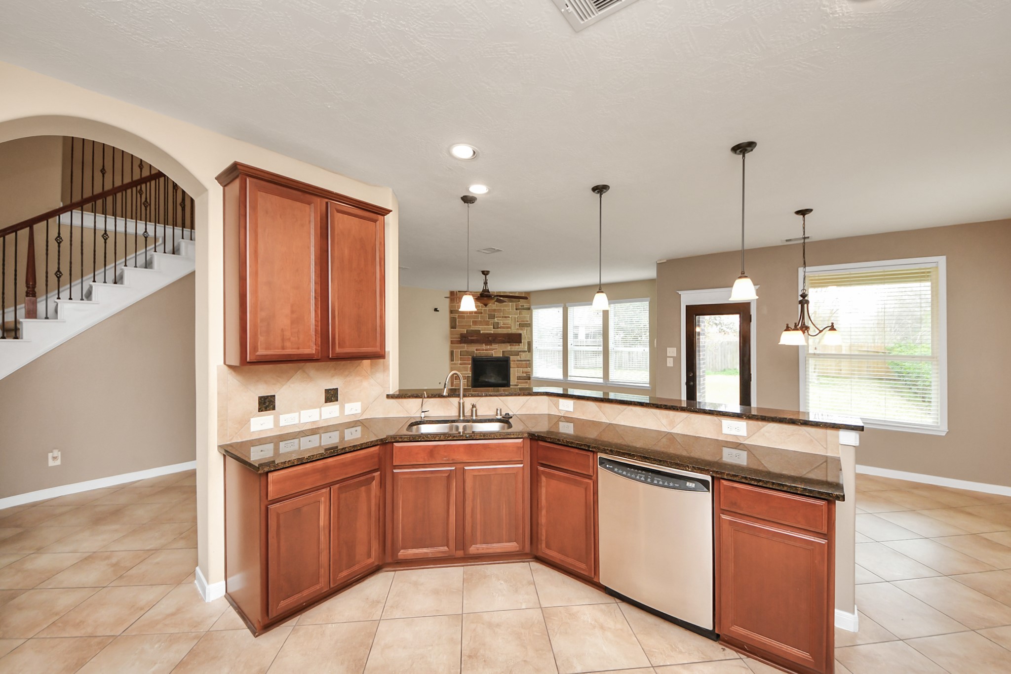 18006 E Williams Bend Drive Property Photo 31