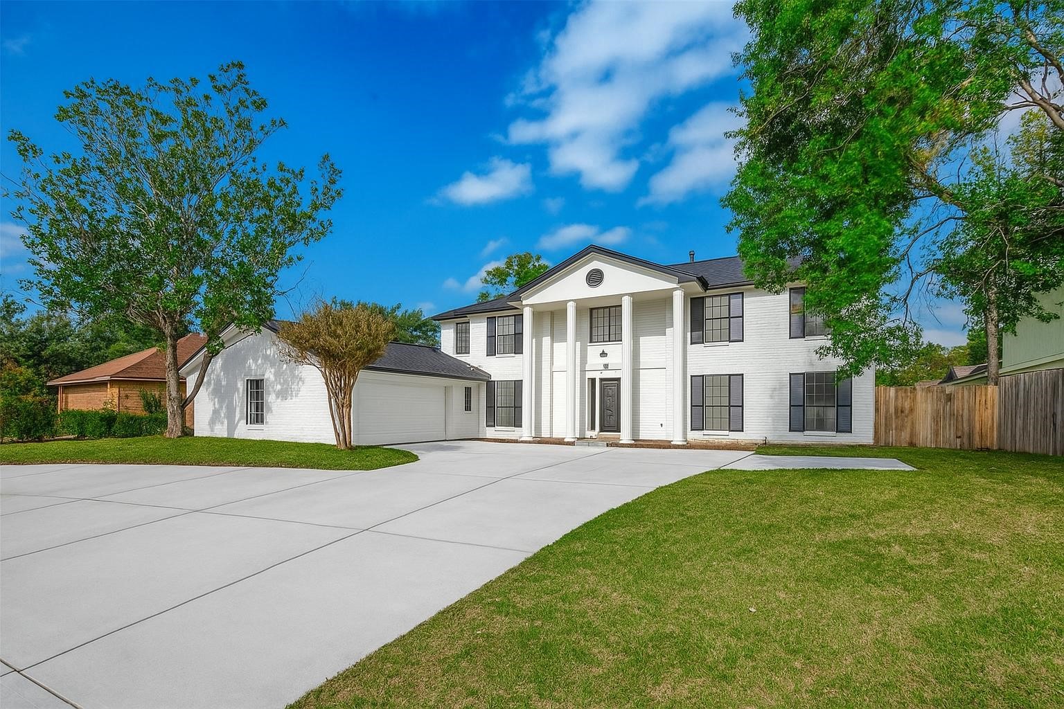 3102 Glenn Lakes Lane Property Photo