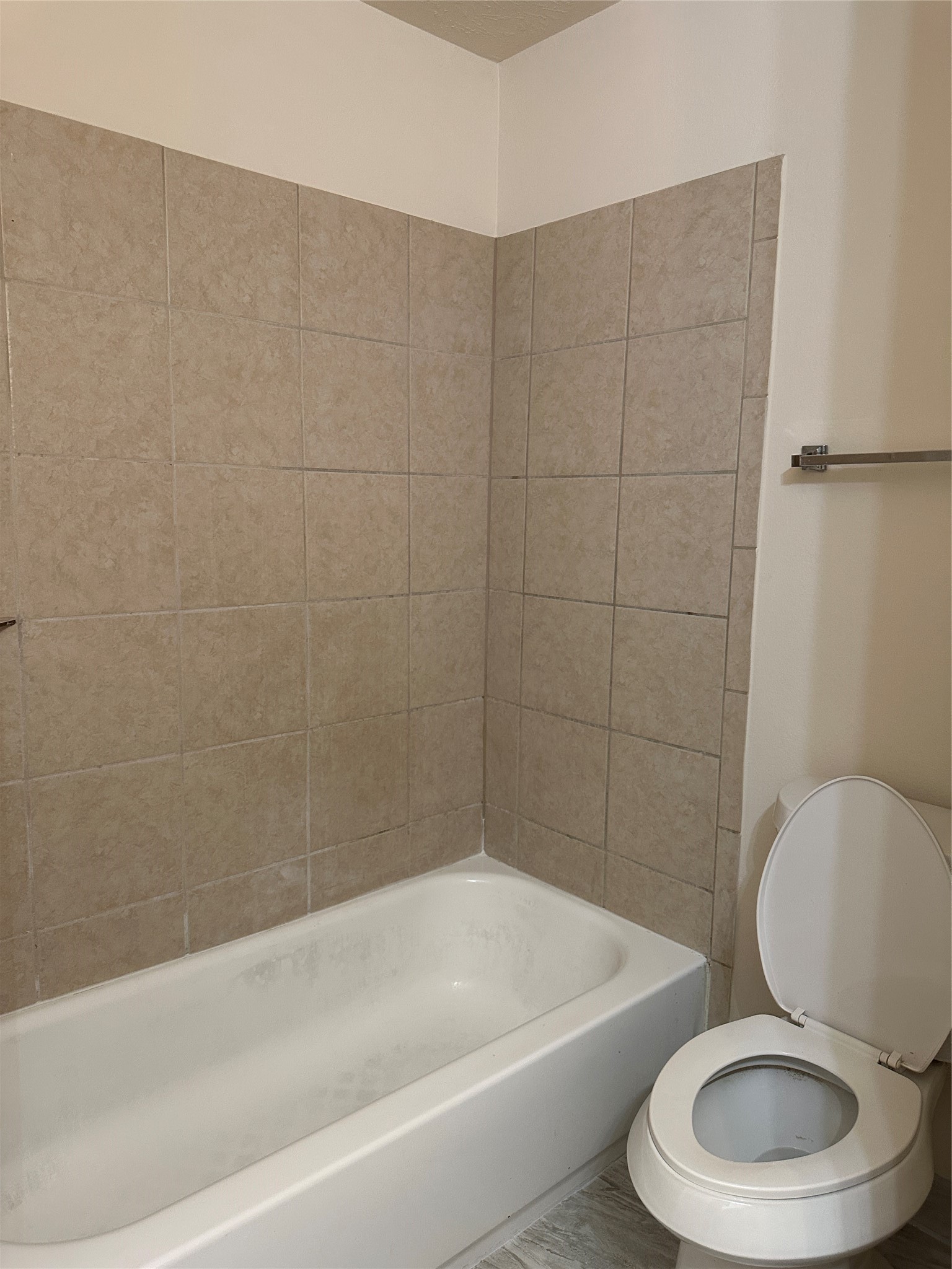 6942 Paris B Property Photo 17