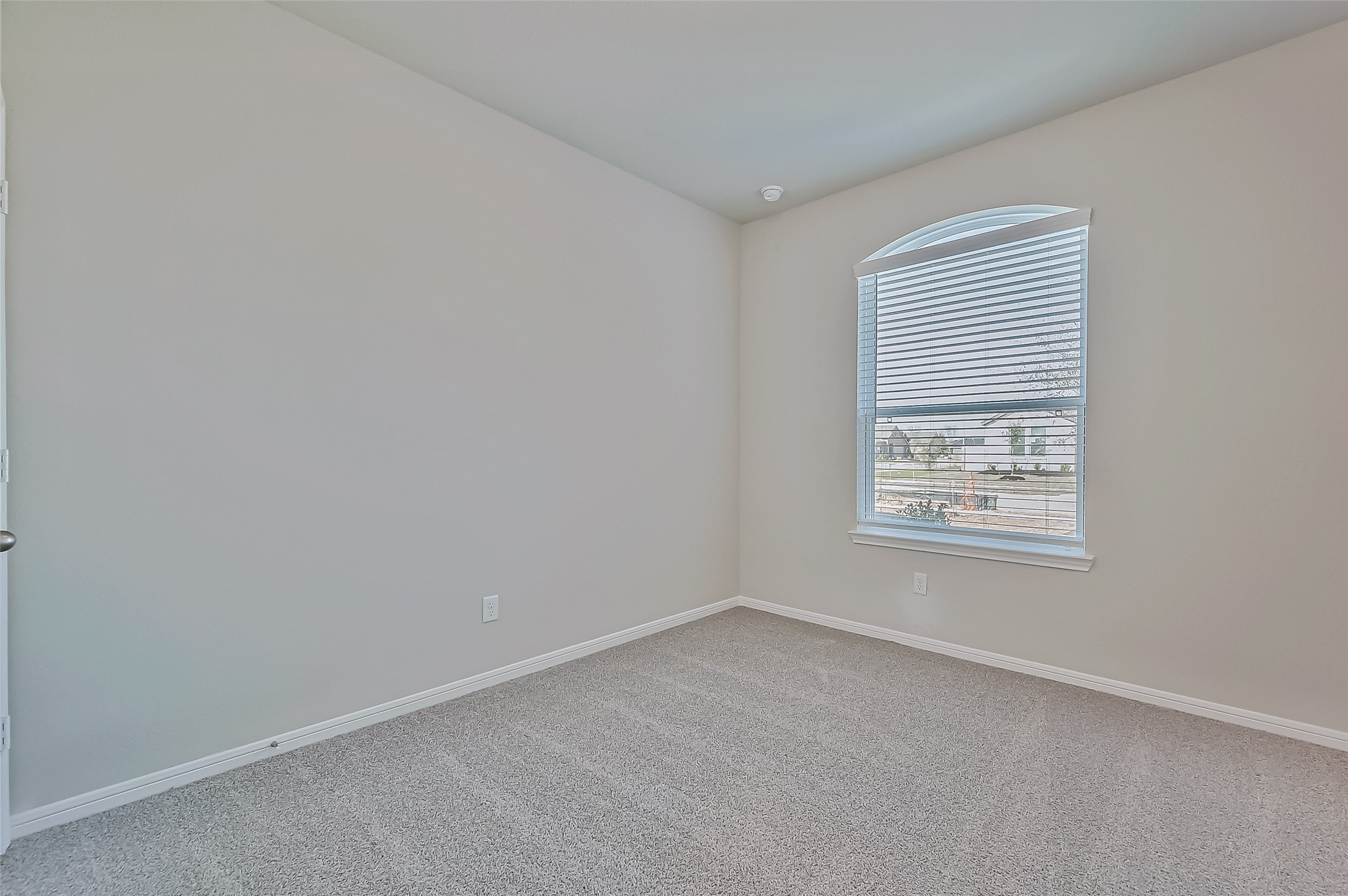 22007 Oia Island Drive Property Photo 18