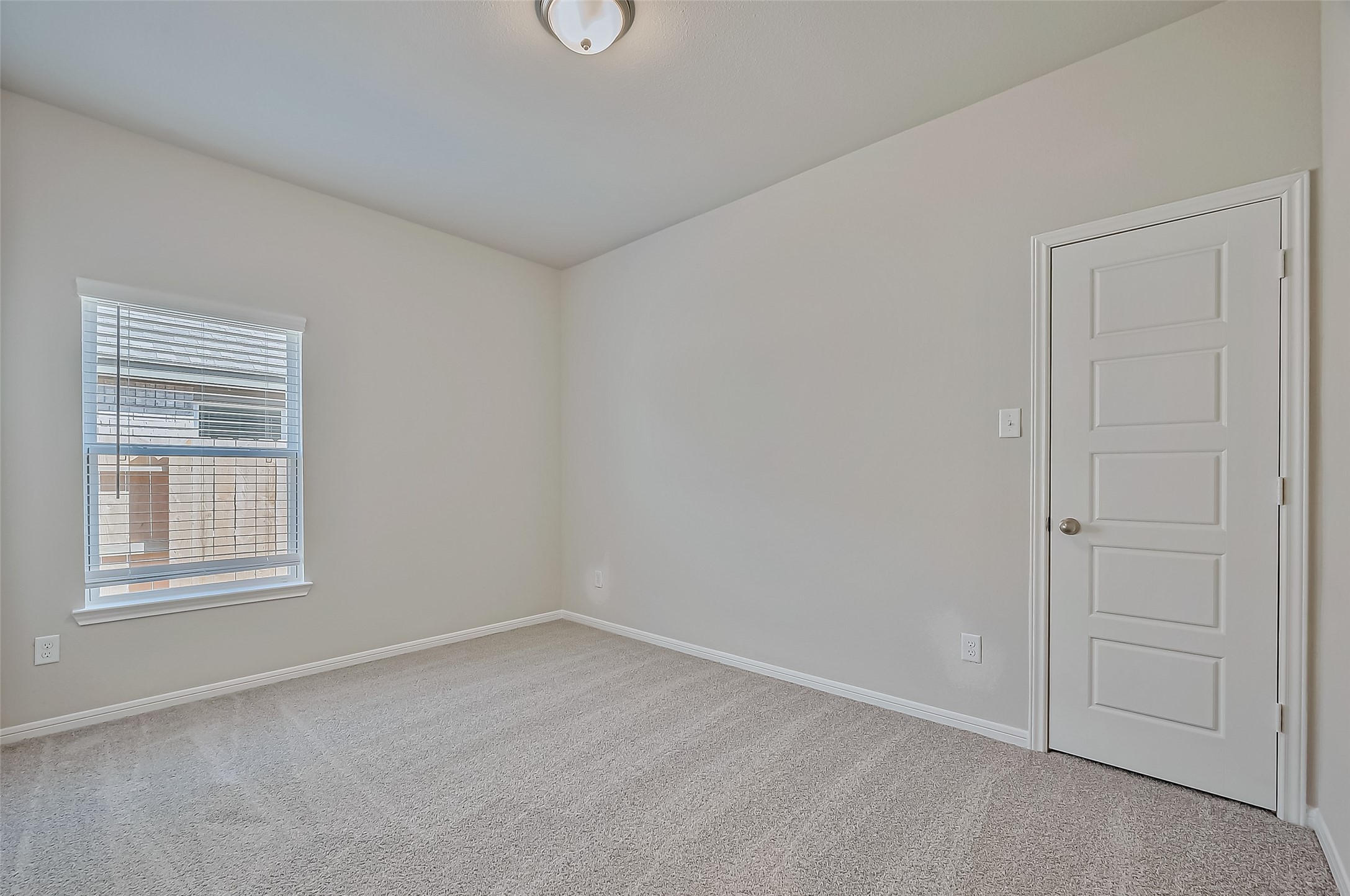22007 Oia Island Drive Property Photo 21
