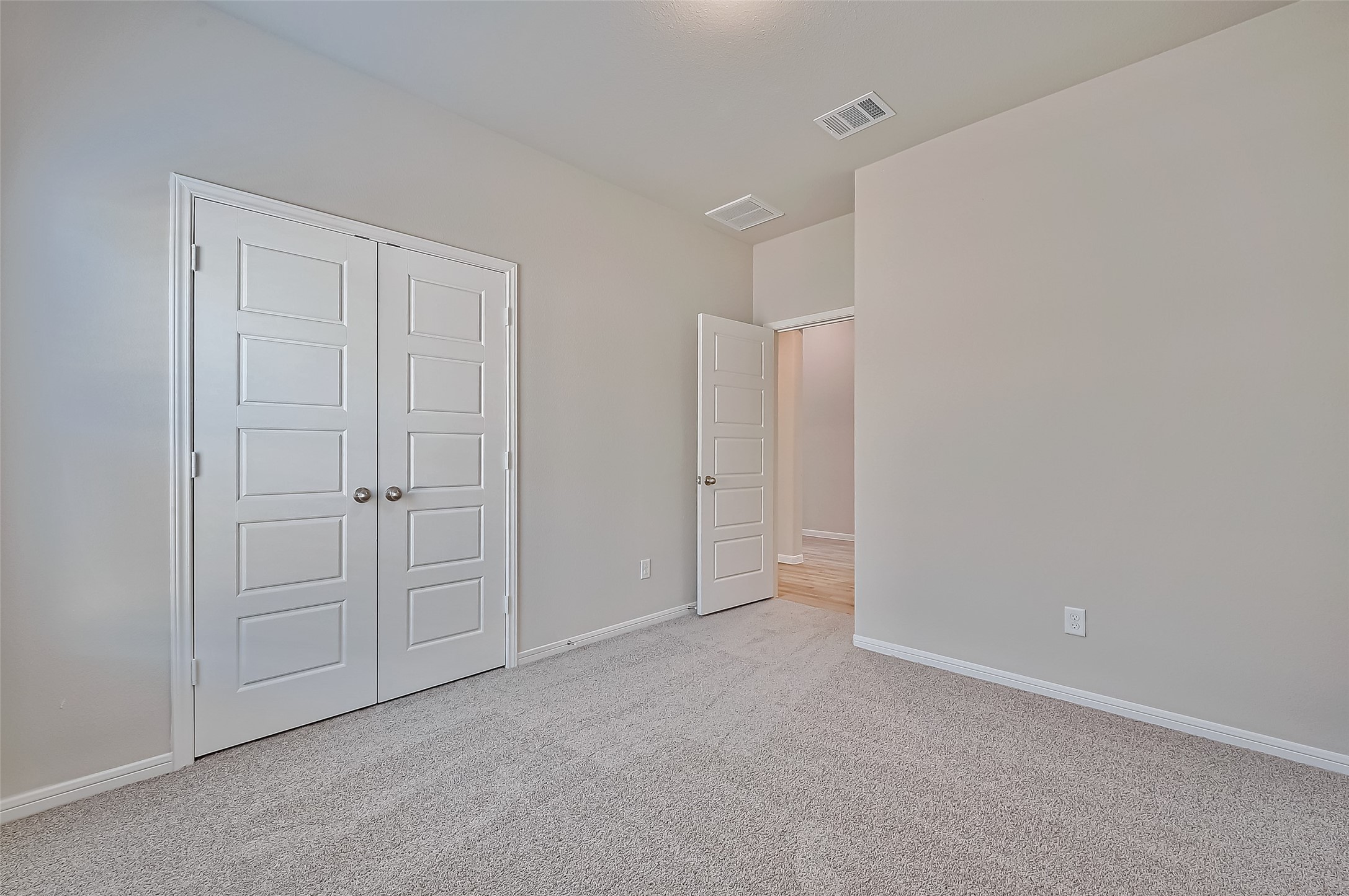 22007 Oia Island Drive Property Photo 24