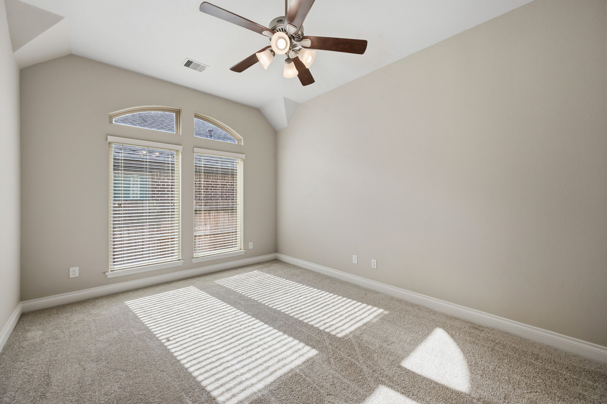 23463 Millbrook Drive Property Photo 15