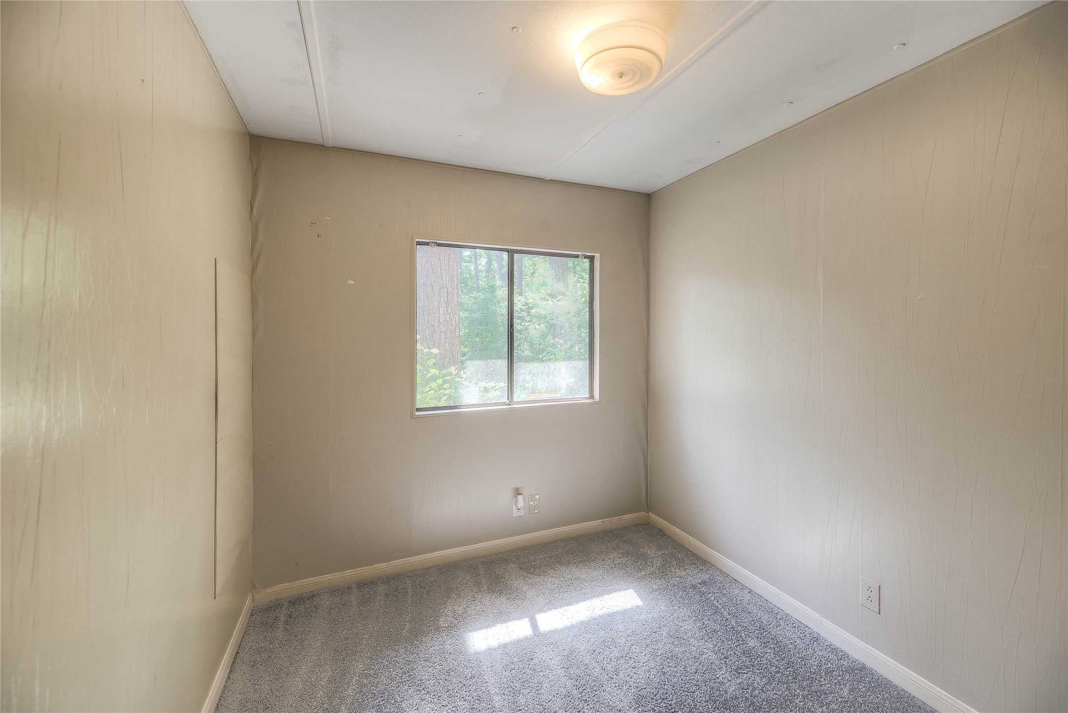 330 Oak Tree Drive Property Photo 10