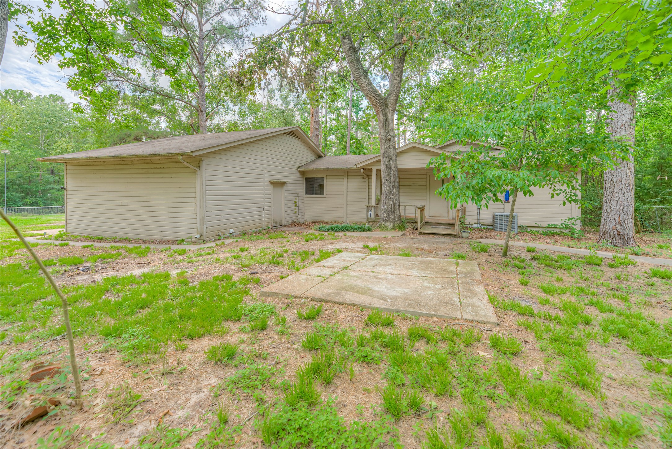 330 Oak Tree Drive Property Photo 14