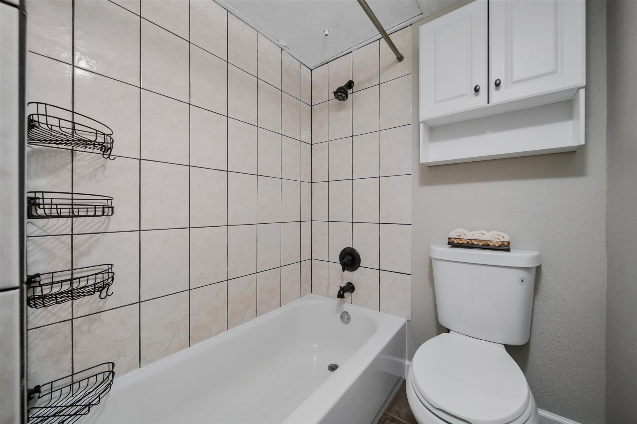 2100 Tanglewilde Street 665 Property Photo 14