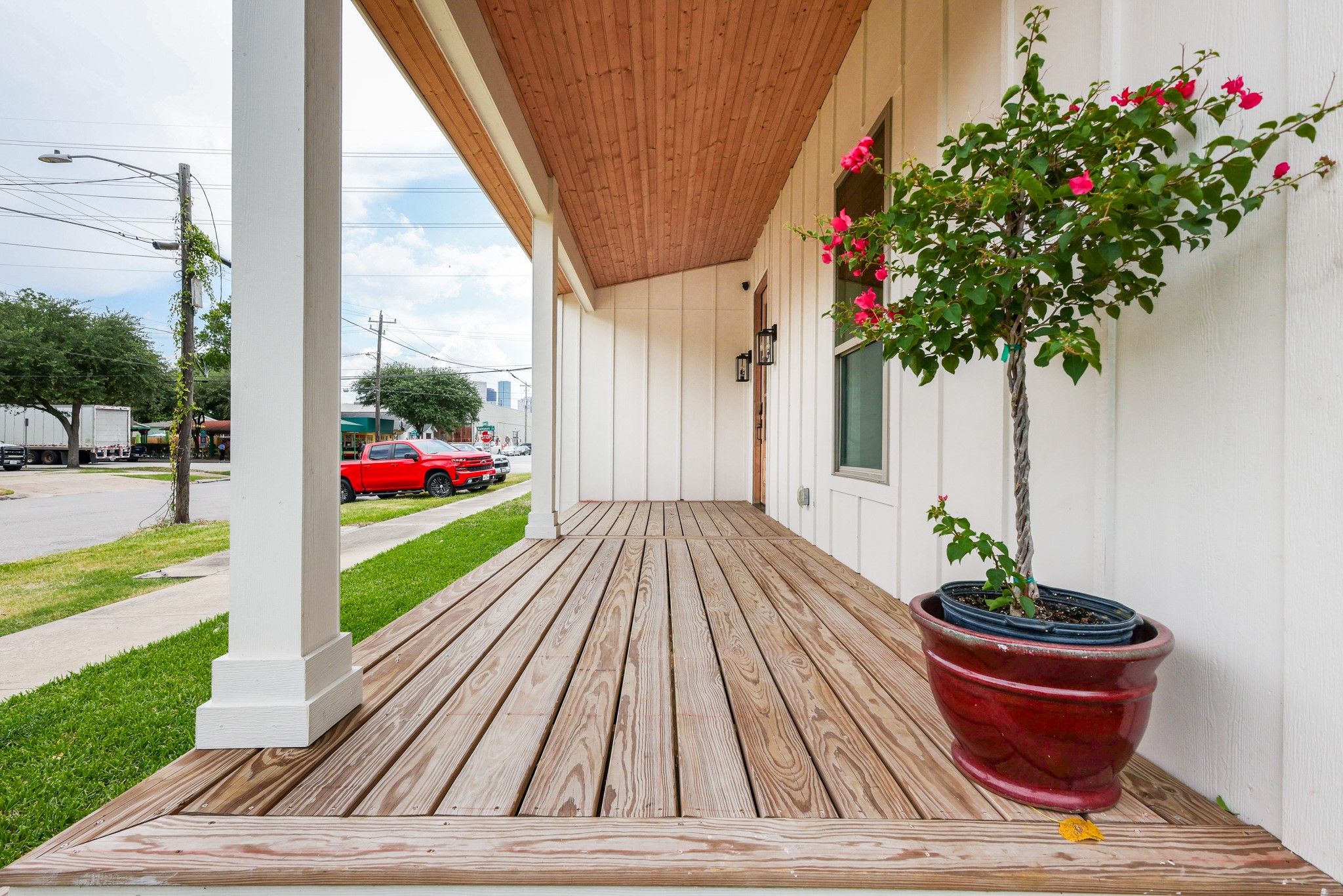 3407 Garrow Street Property Photo 2