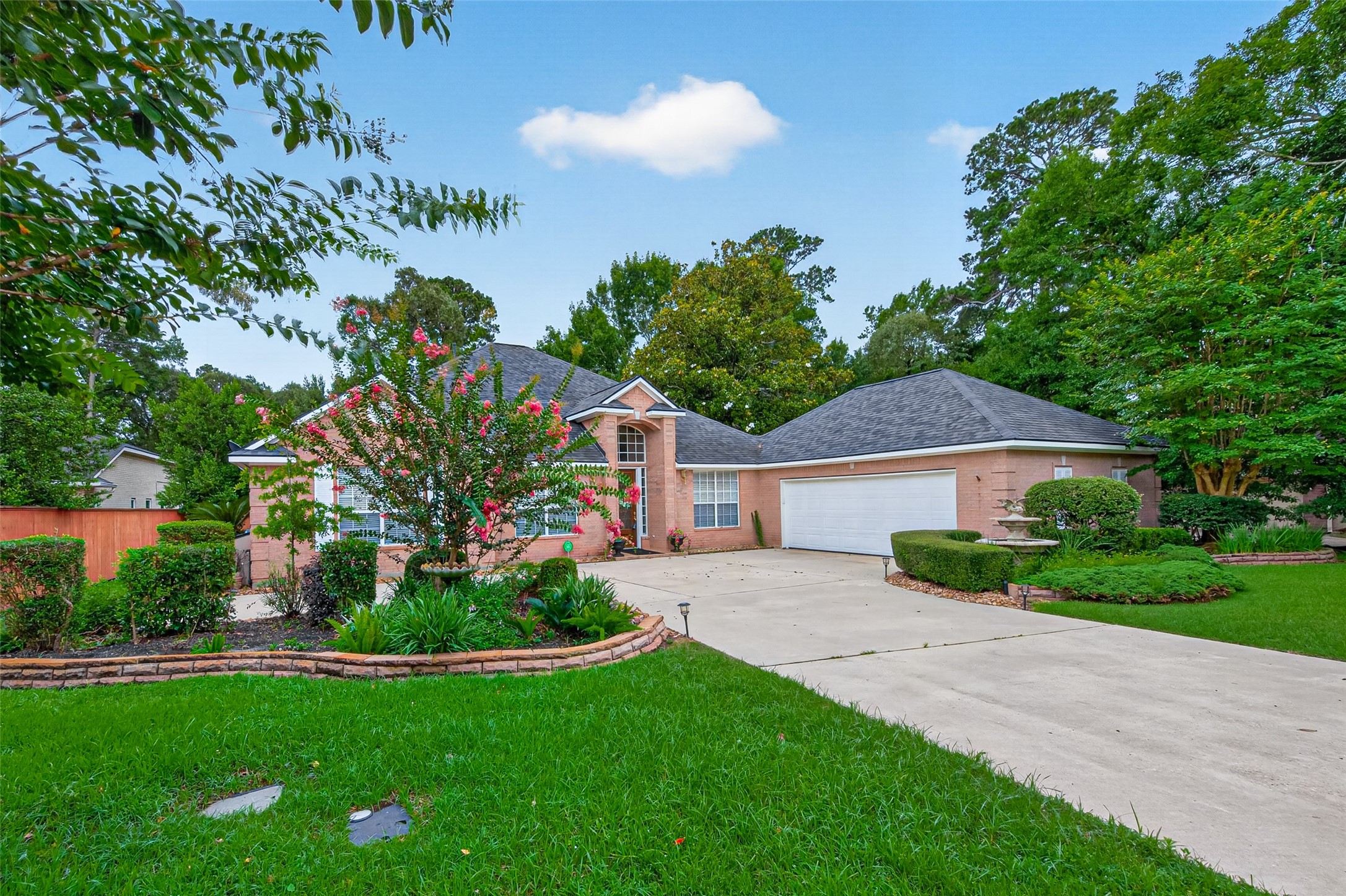13 Wedgewood Boulevard Property Photo 1
