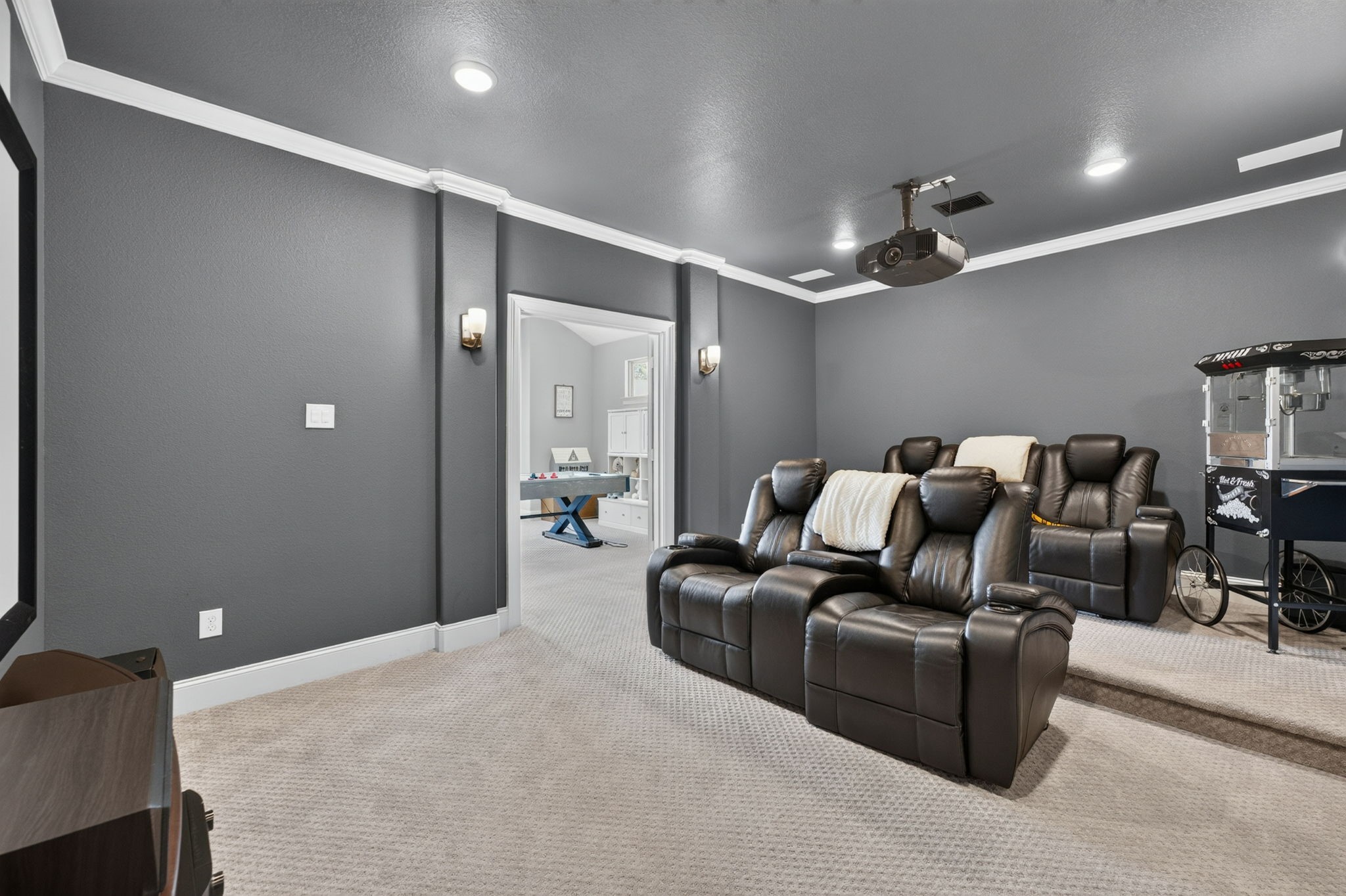 202 S Thatcher Bend Circle Property Photo 32
