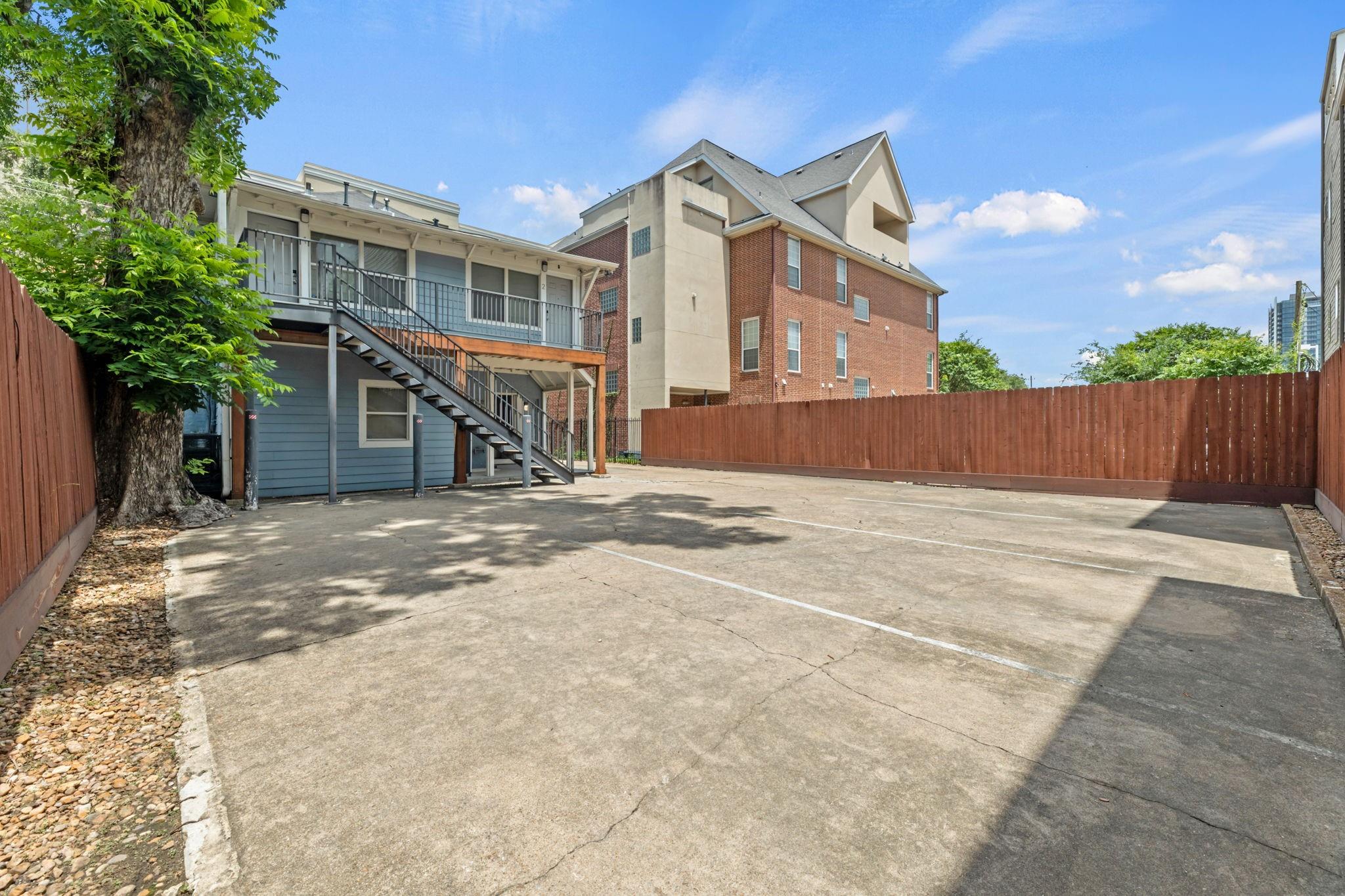 412 Drew St 3 Property Photo 21