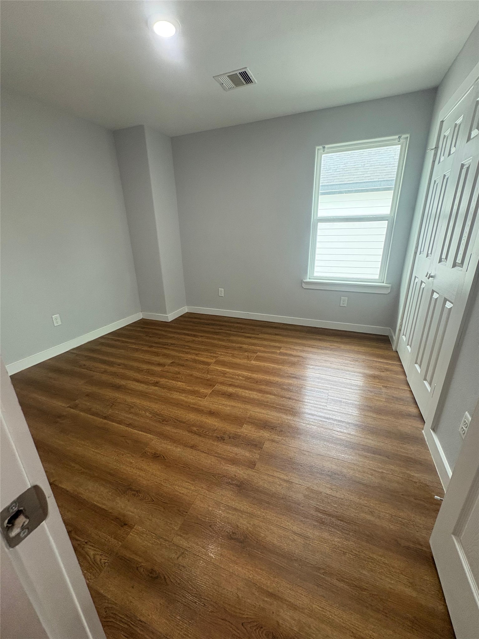 6619 Bacher Street B Property Photo 5