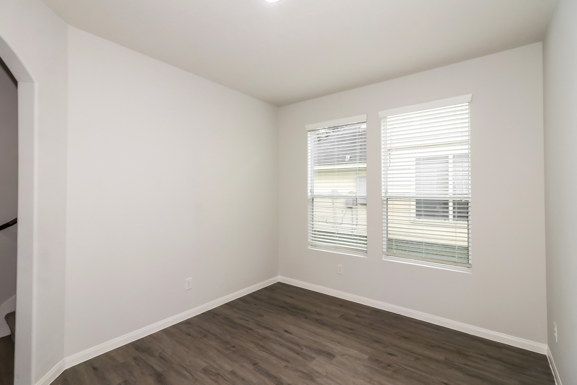 2439 Lago Mirado Way Property Photo 7
