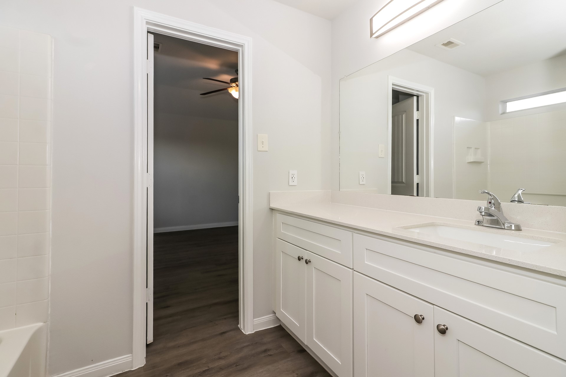 2439 Lago Mirado Way Property Photo 13