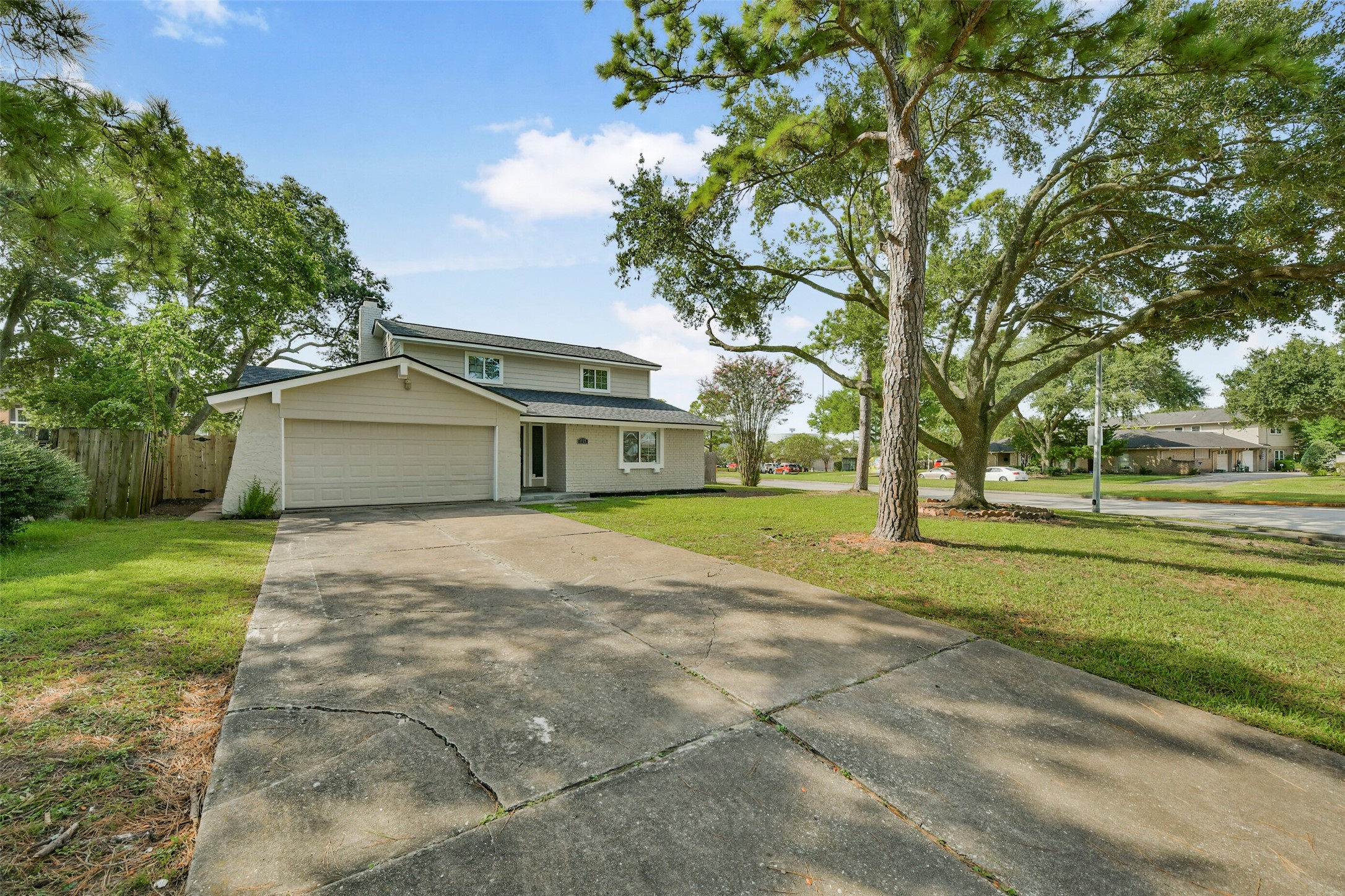 3727 Thursa Lane Property Photo 2