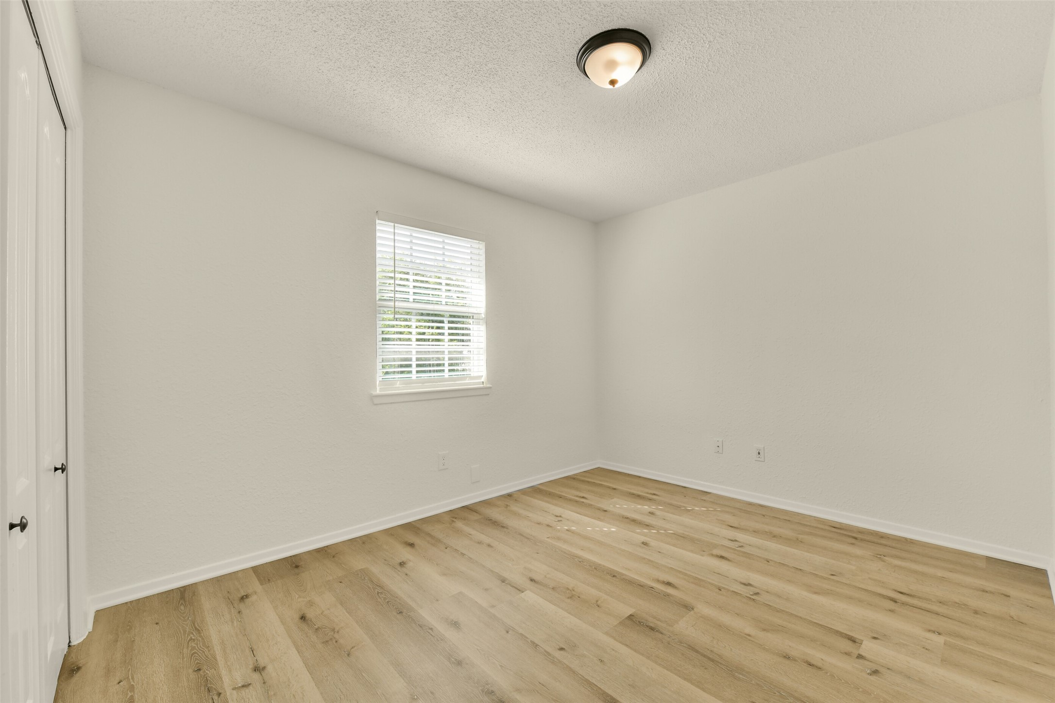 3727 Thursa Lane Property Photo 16
