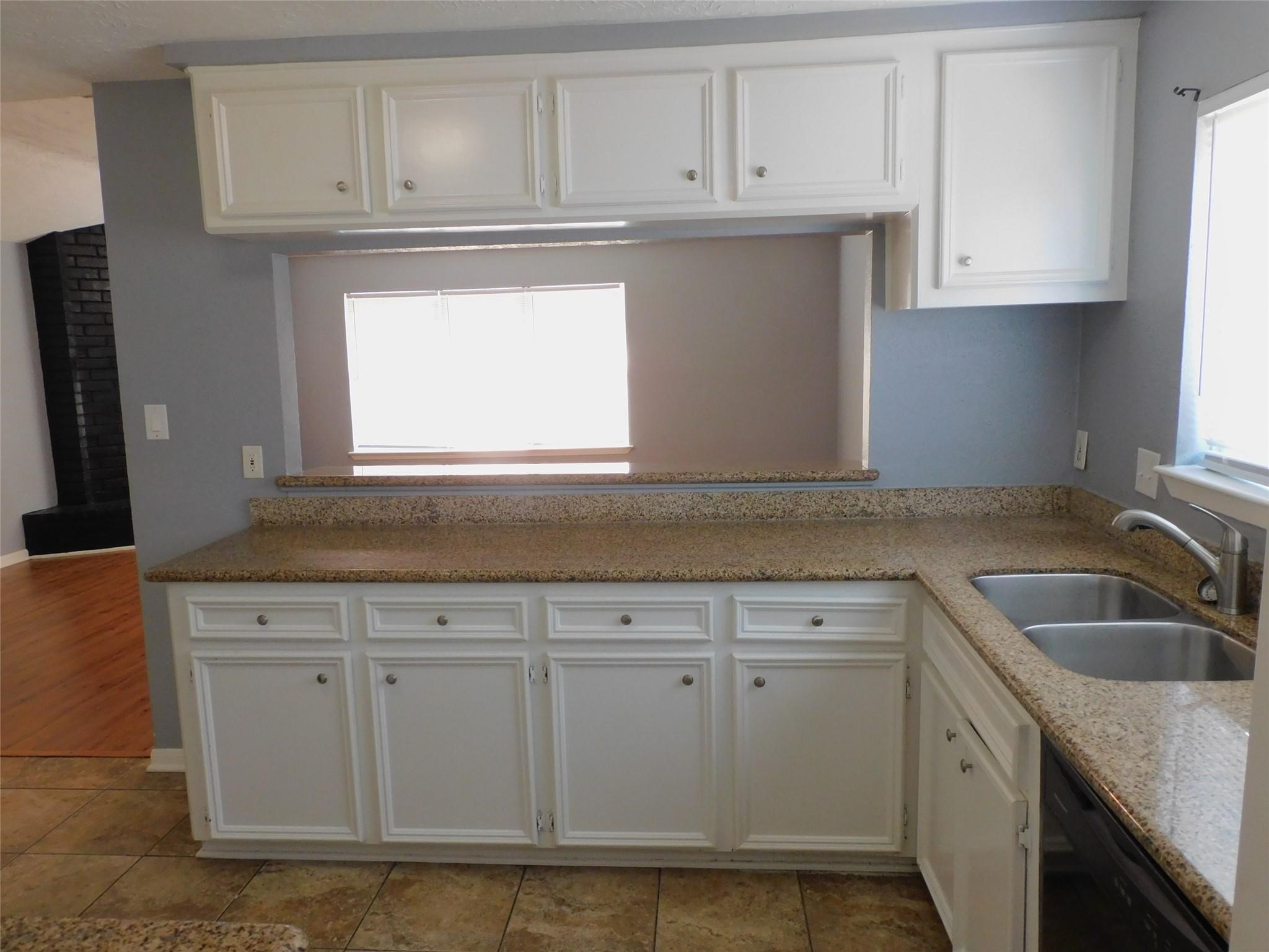 1338 Leadenhall Circle Property Photo 6