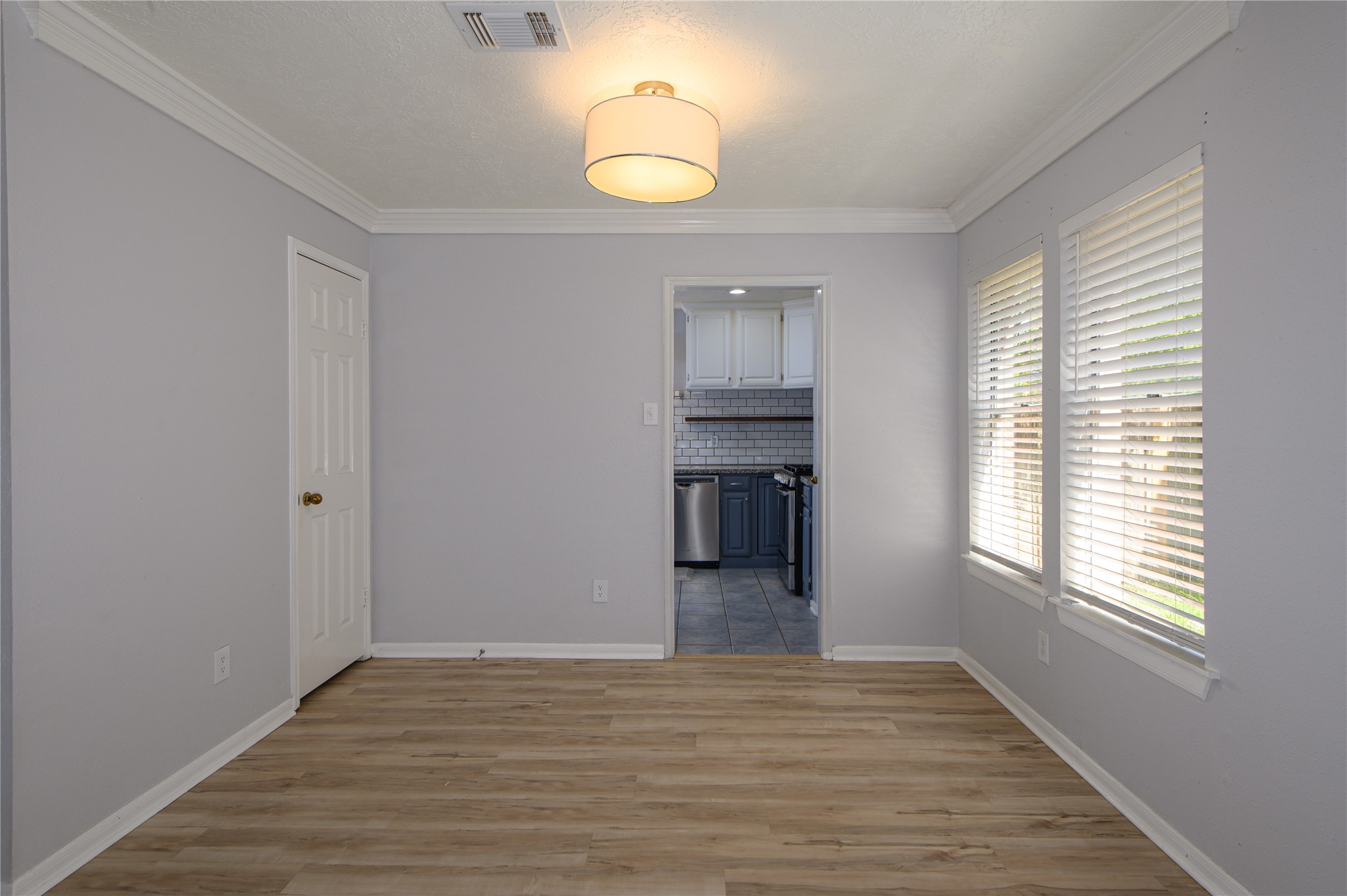 14831 Saint Cloud Drive Property Photo 5