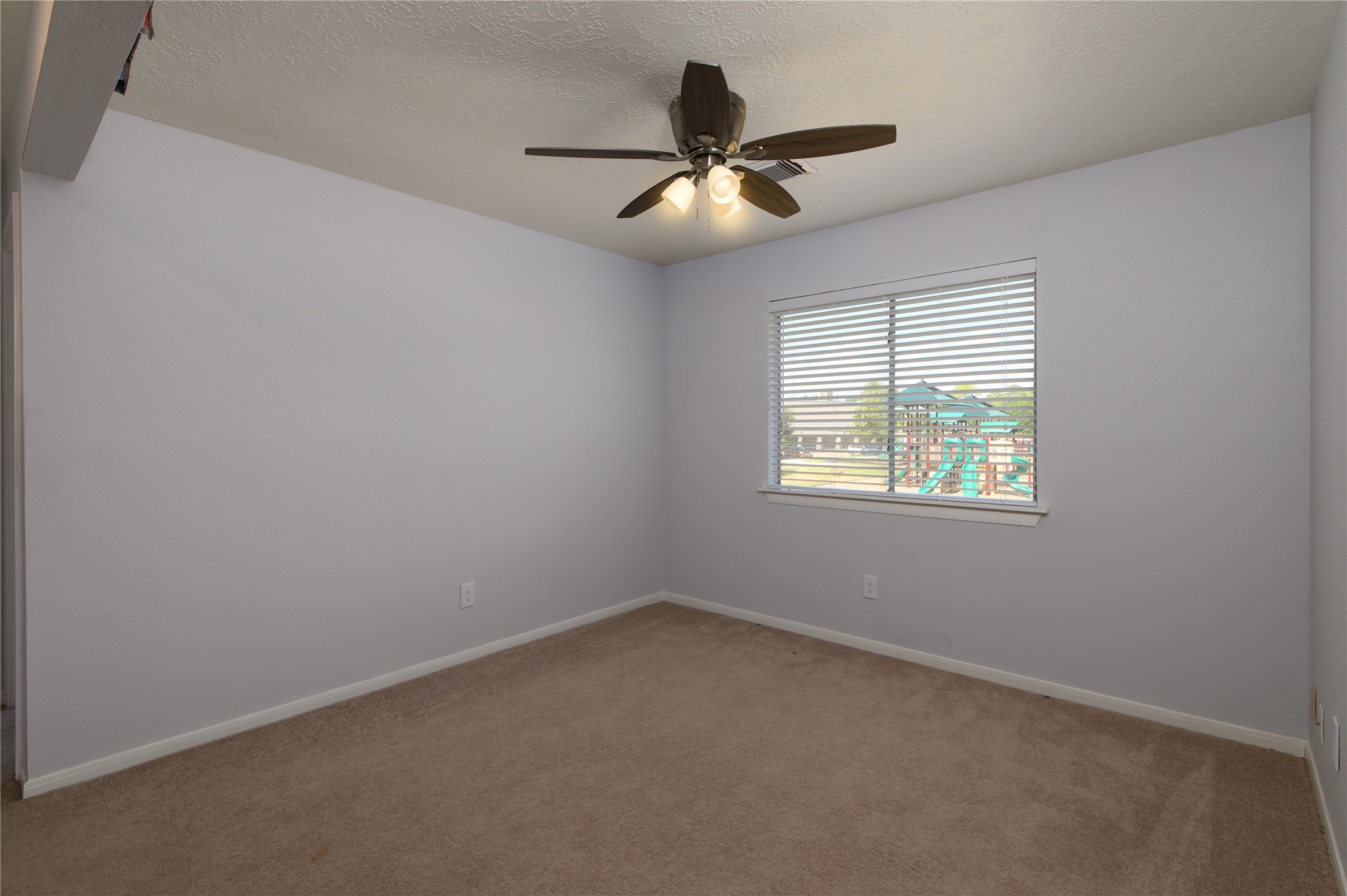 14831 Saint Cloud Drive Property Photo 11