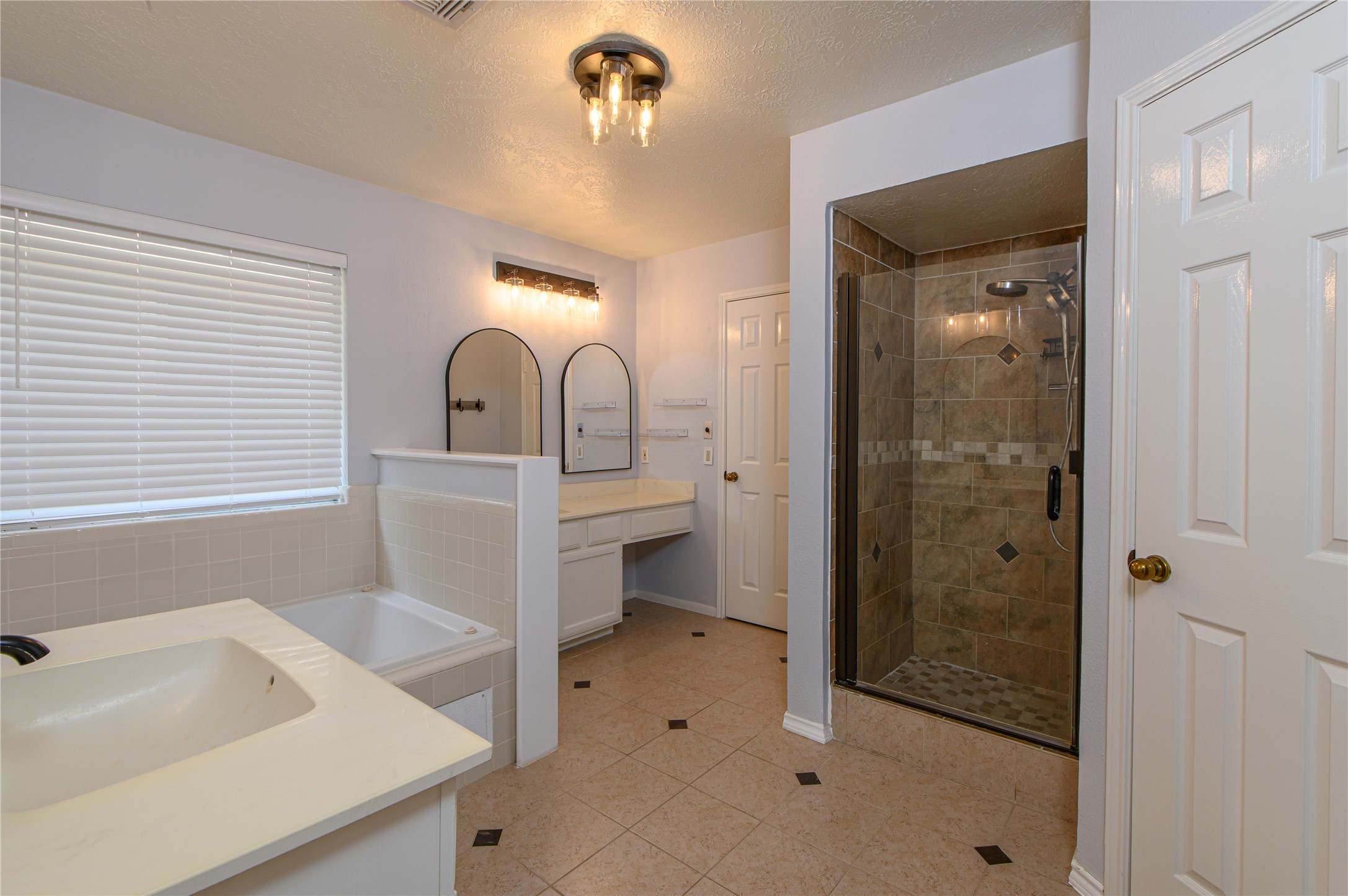 14831 Saint Cloud Drive Property Photo 15