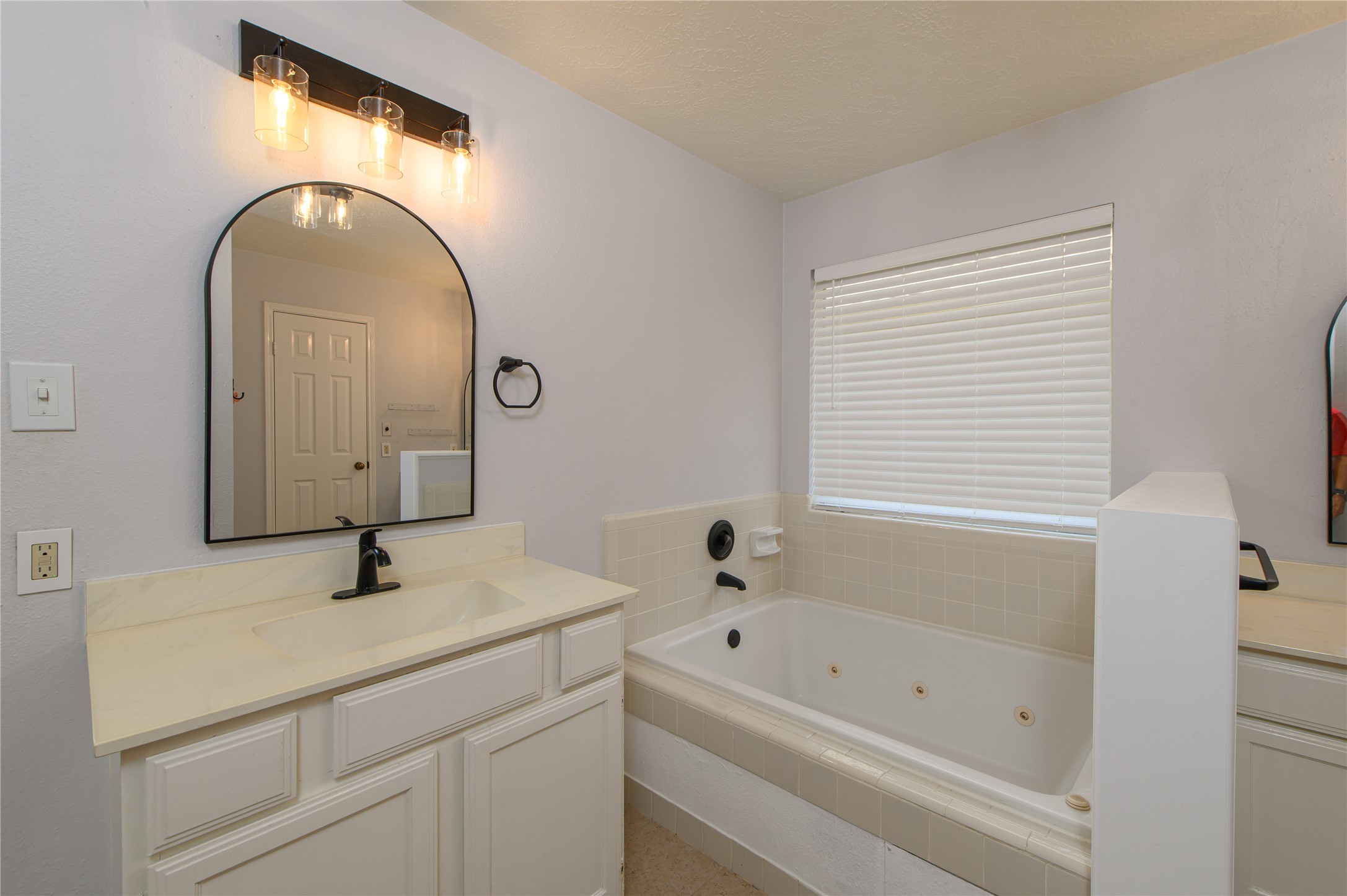 14831 Saint Cloud Drive Property Photo 16
